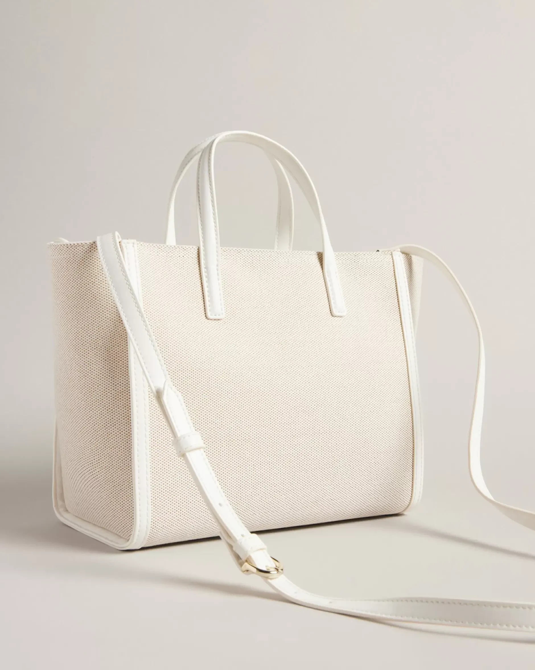 Aksanna Women Crossbody Bags
