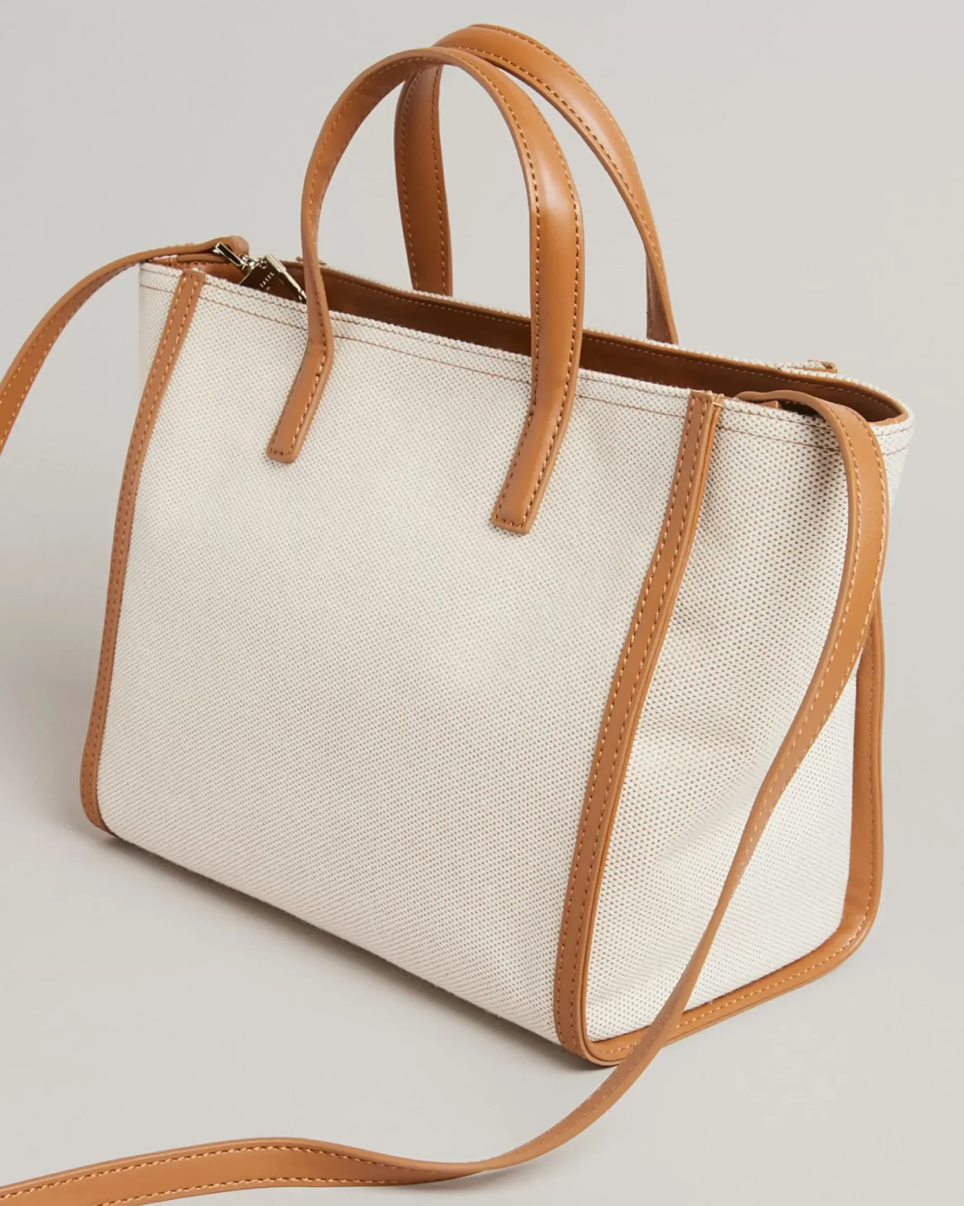Sale Aksanna Women Crossbody Bags