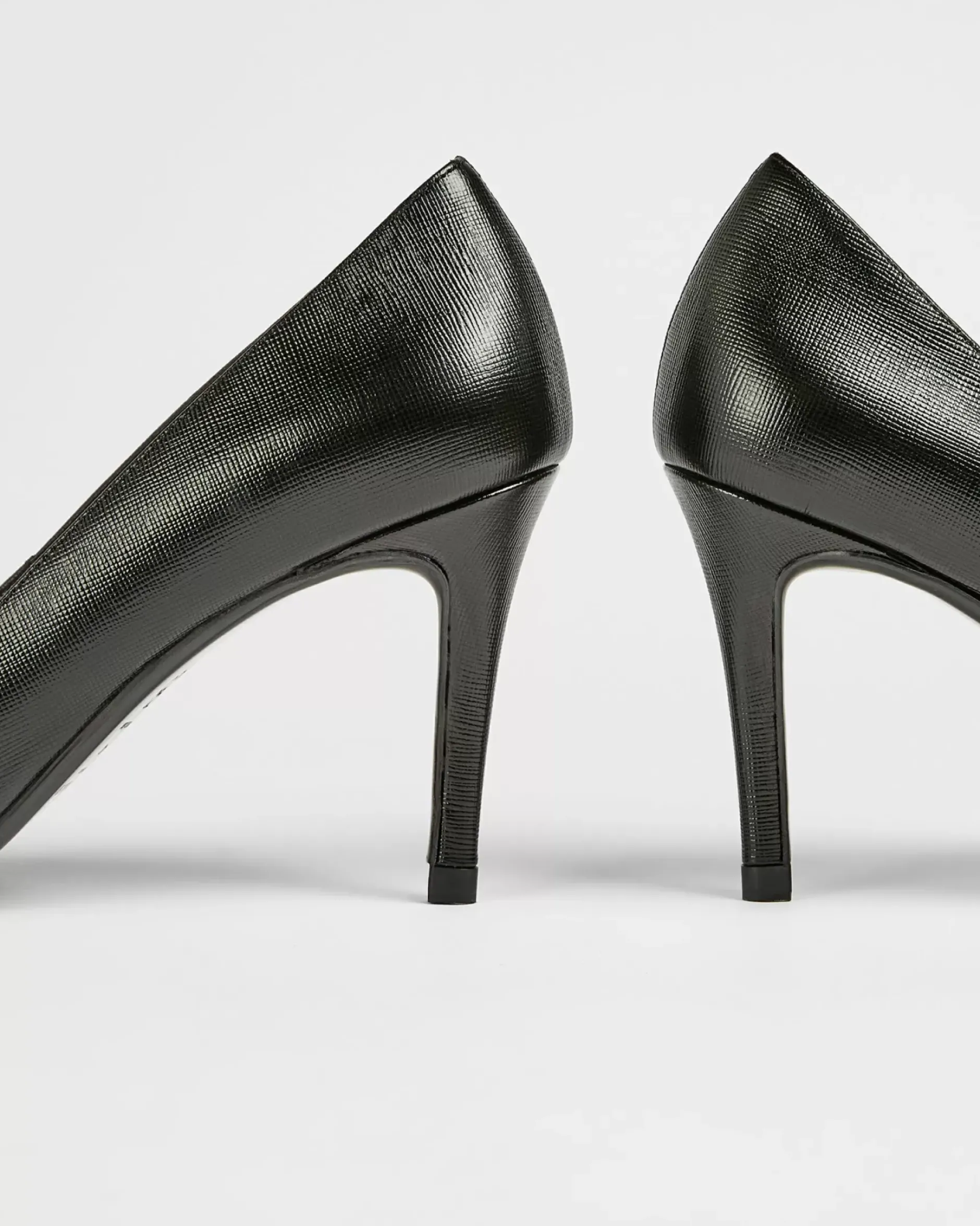 Discount Alysse Women Heels