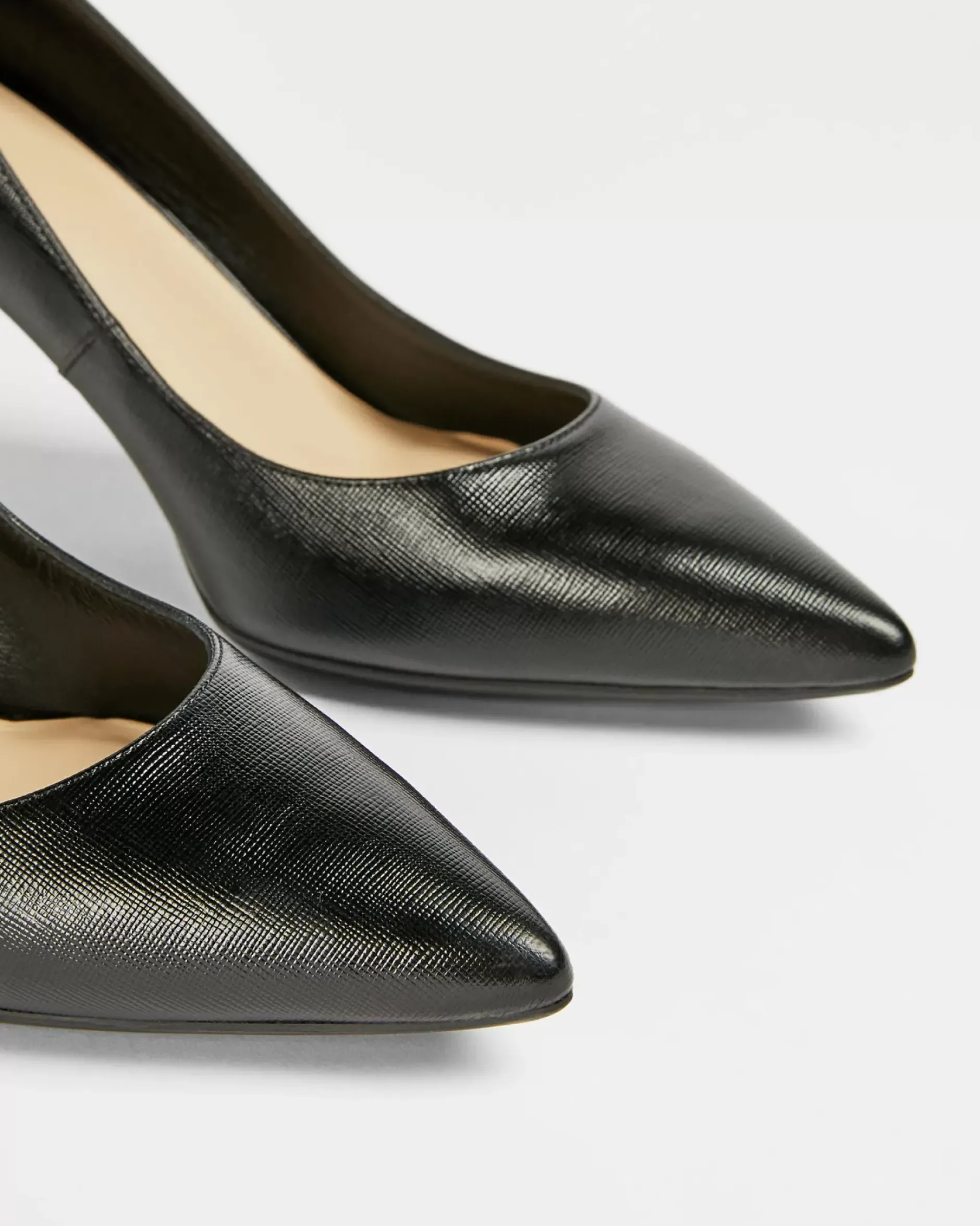 Discount Alysse Women Heels