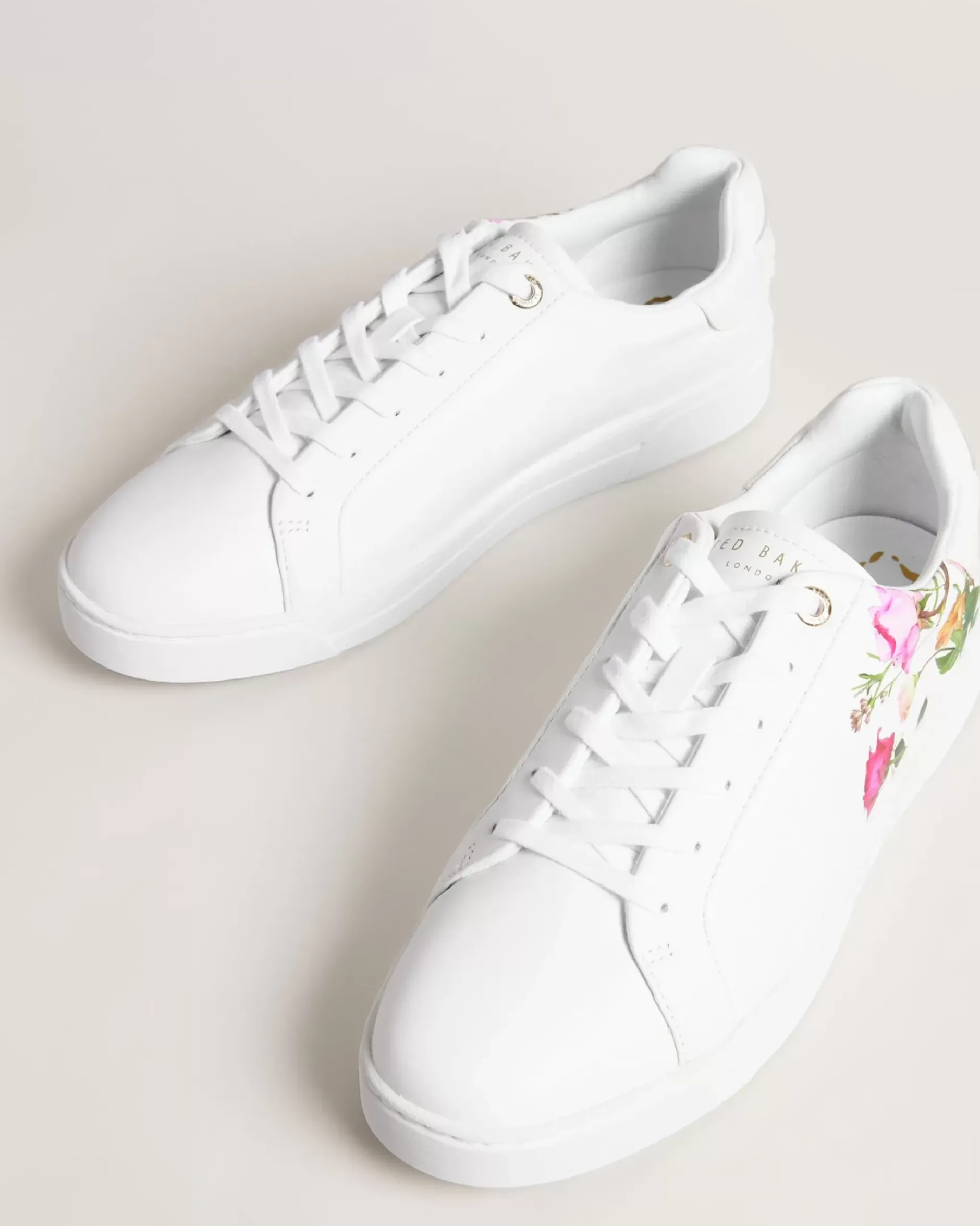 Discount Artel Women Trainers