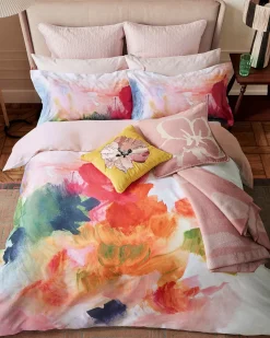 Outlet Artiist Bedding