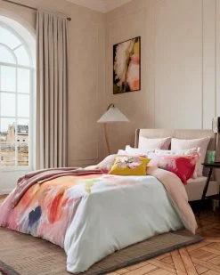 Outlet Artiist Bedding