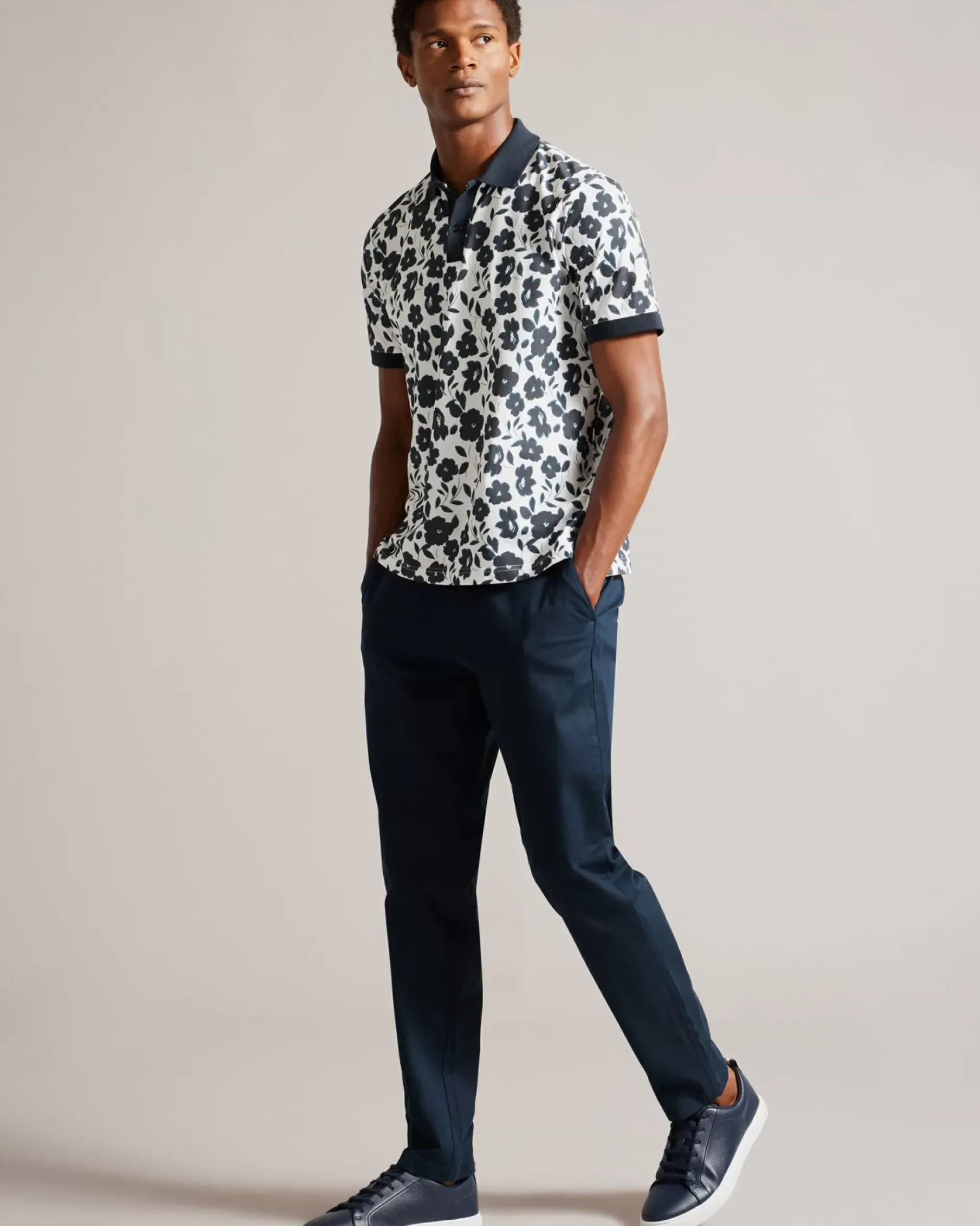 Discount Baskst Men Tops