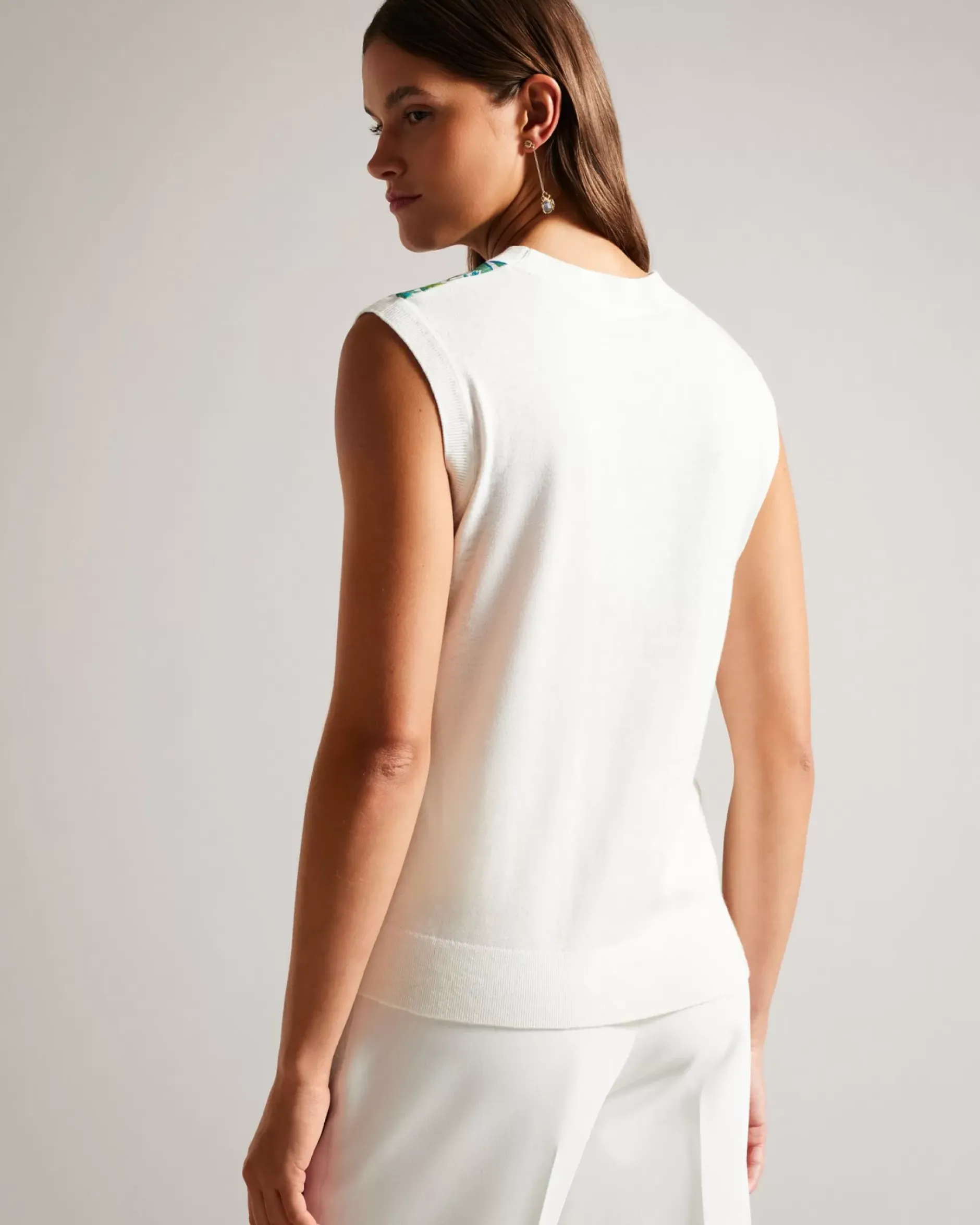 Best Behlla Women Jumpers & Cardigans