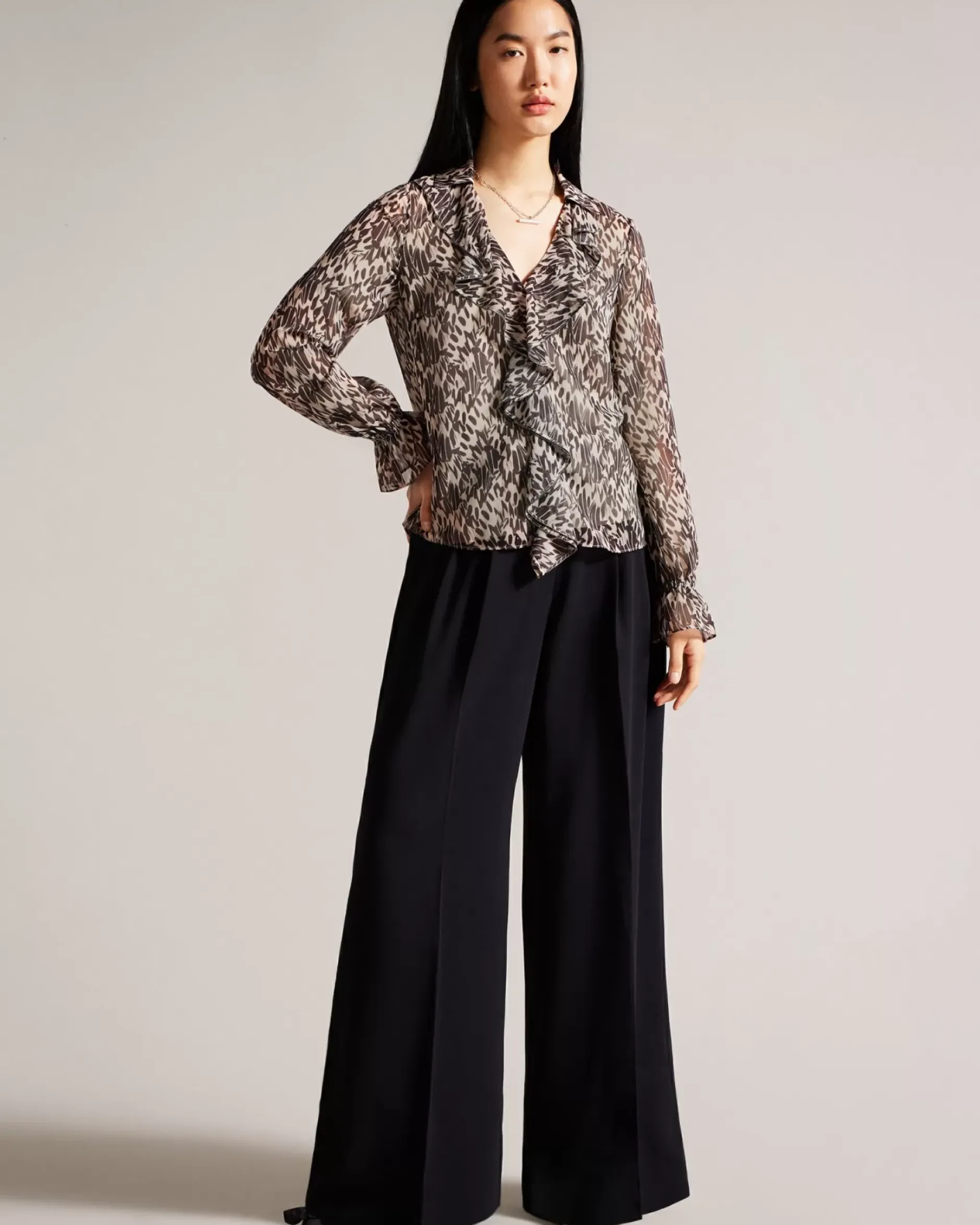 Clearance Bertei Women Tops & Blouses