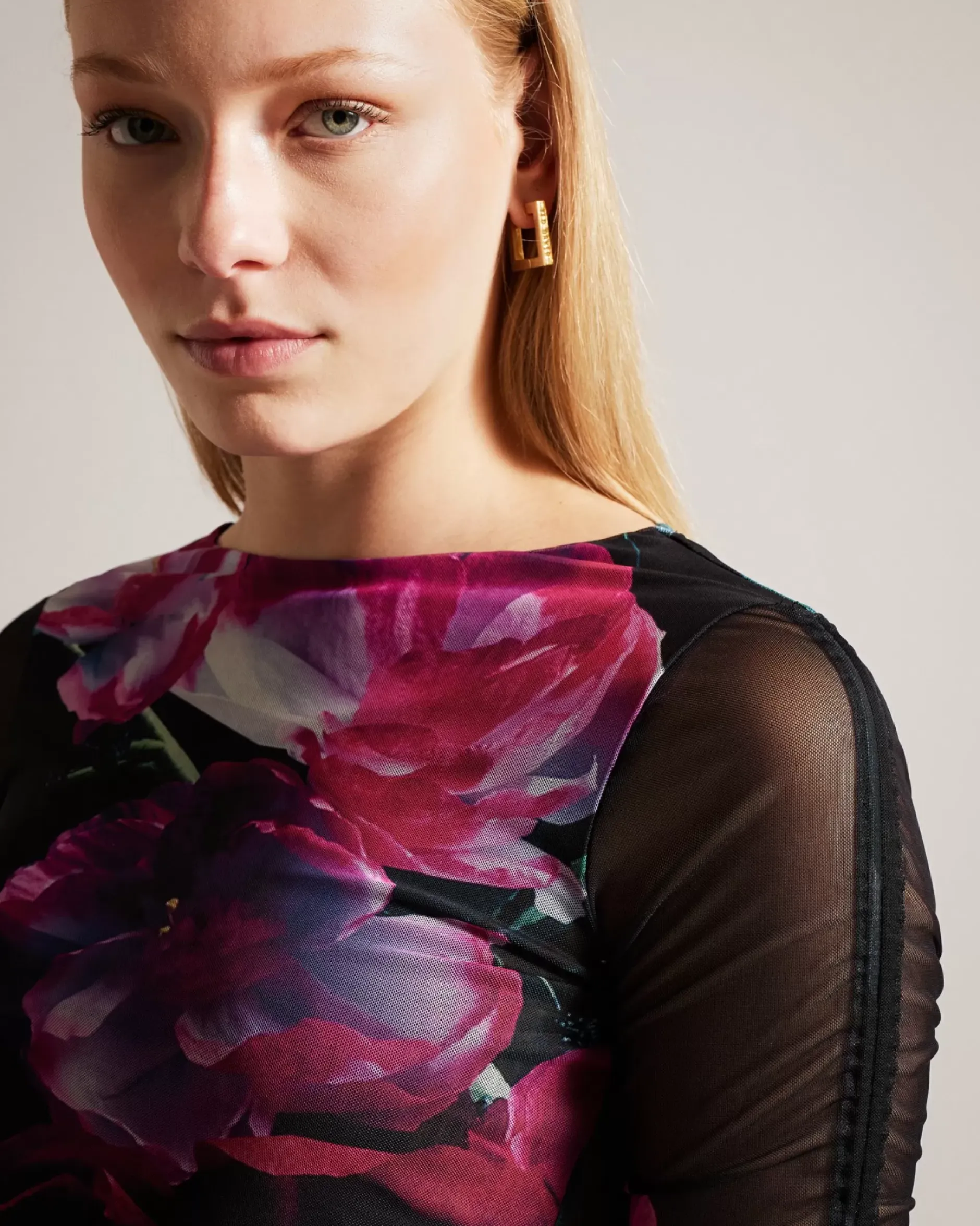 Best Catyela Women Tops & Blouses