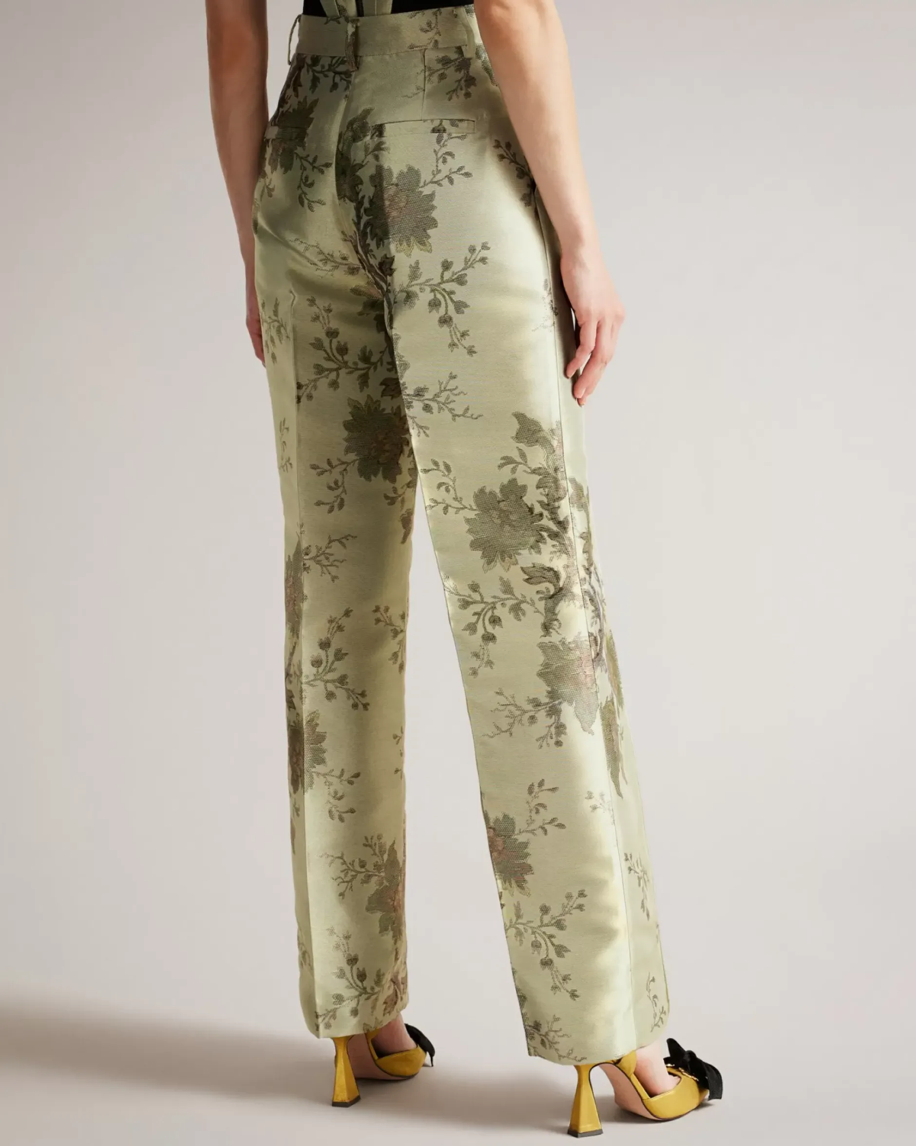 Sale Charlow Women Trousers & Shorts