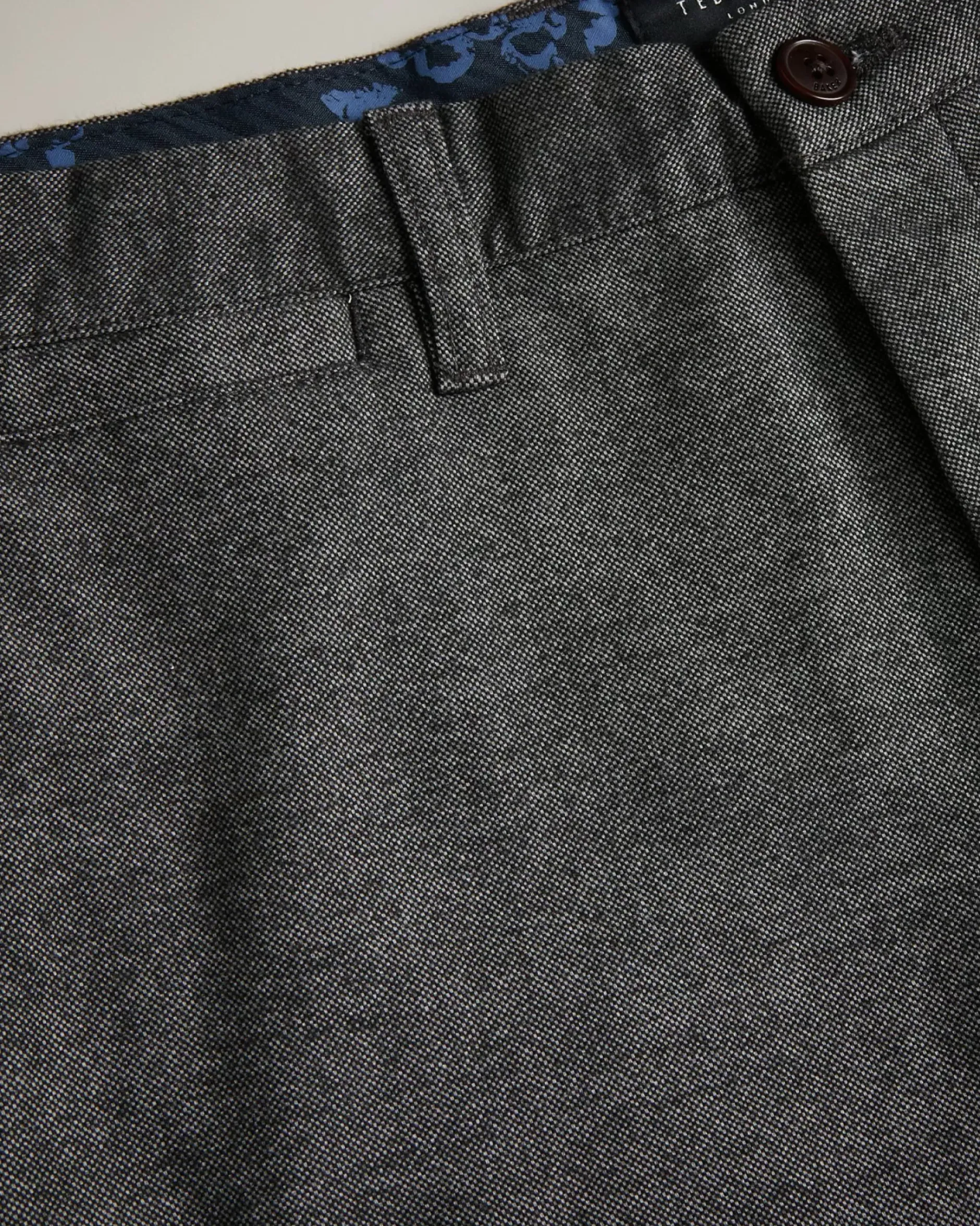 Chilt Men Trousers & Chinos