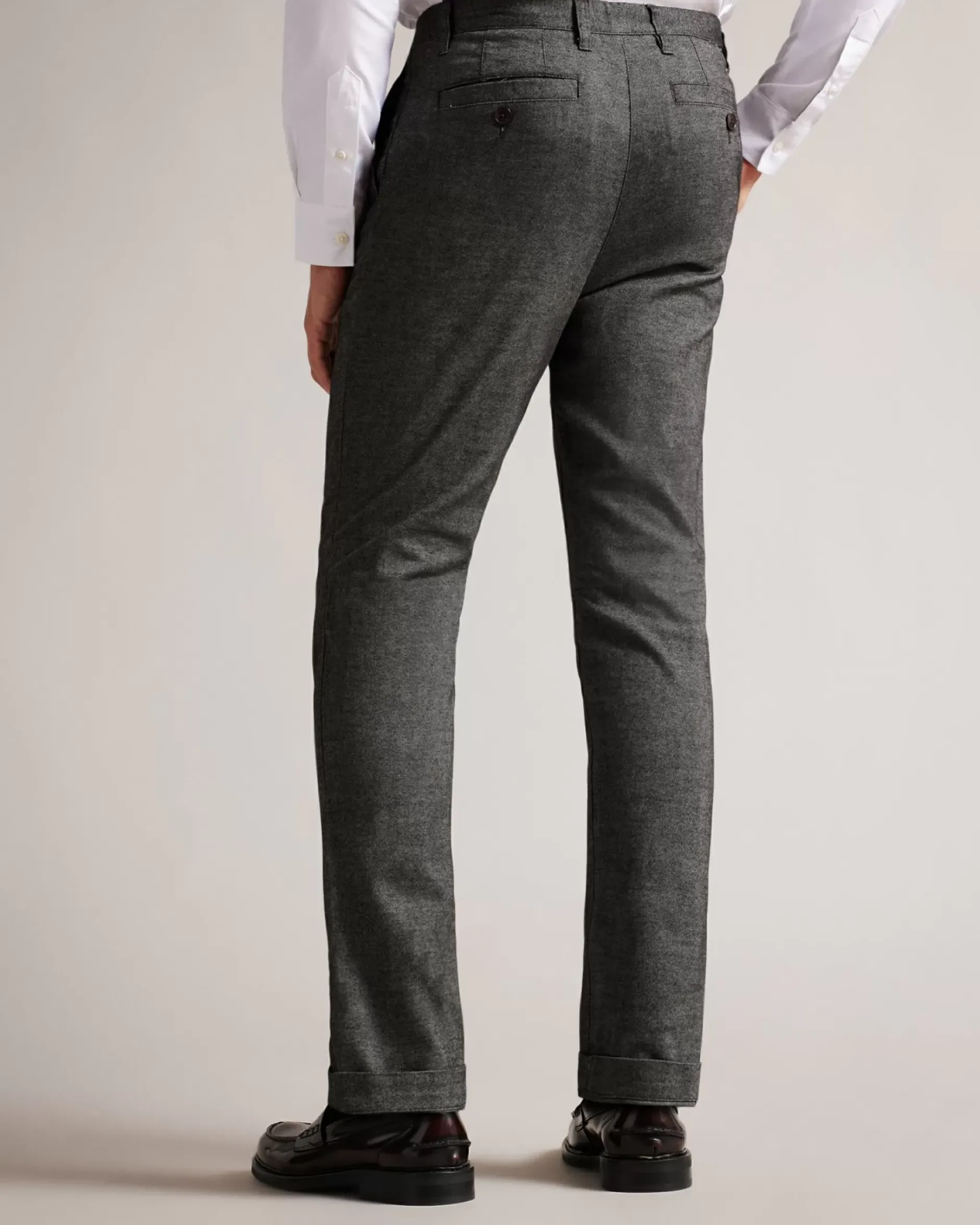 Chilt Men Trousers & Chinos