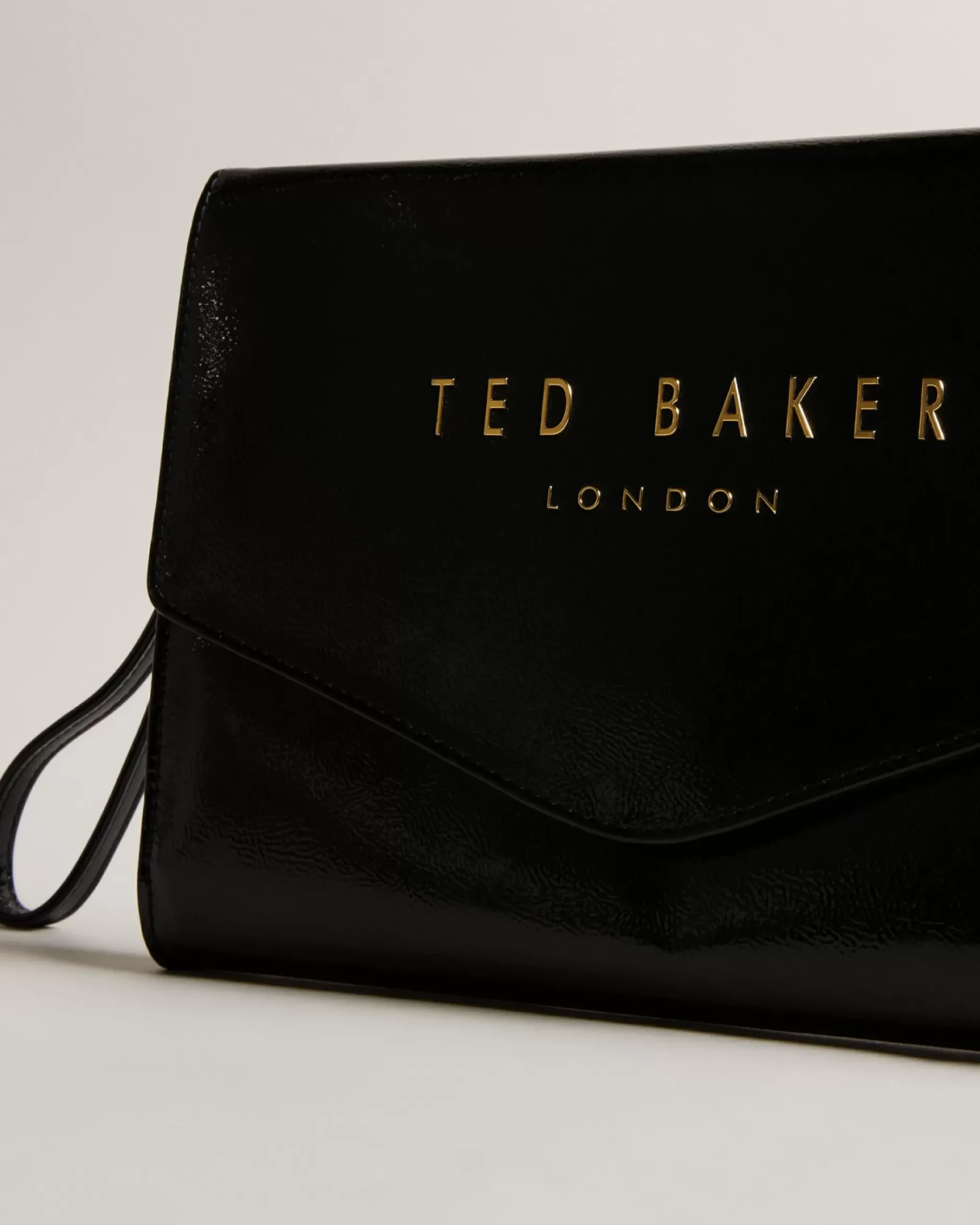 Hot Crinkie Women Icon Bags & Signature Bags