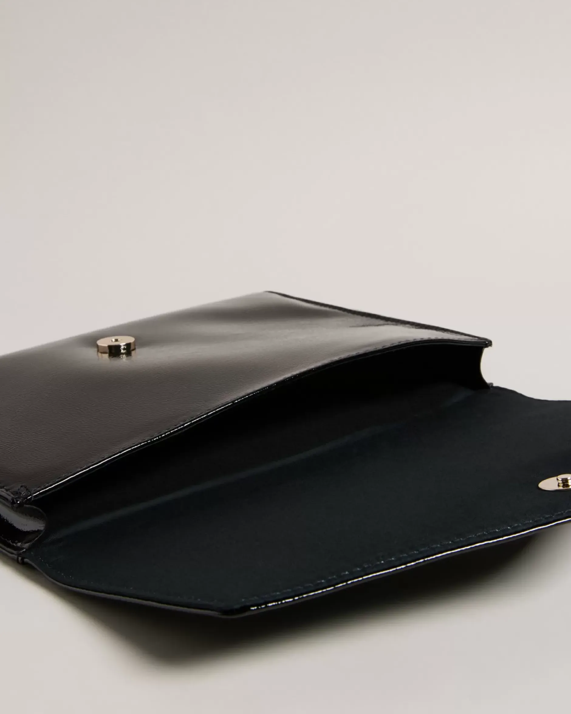 Hot Crinkie Women Icon Bags & Signature Bags