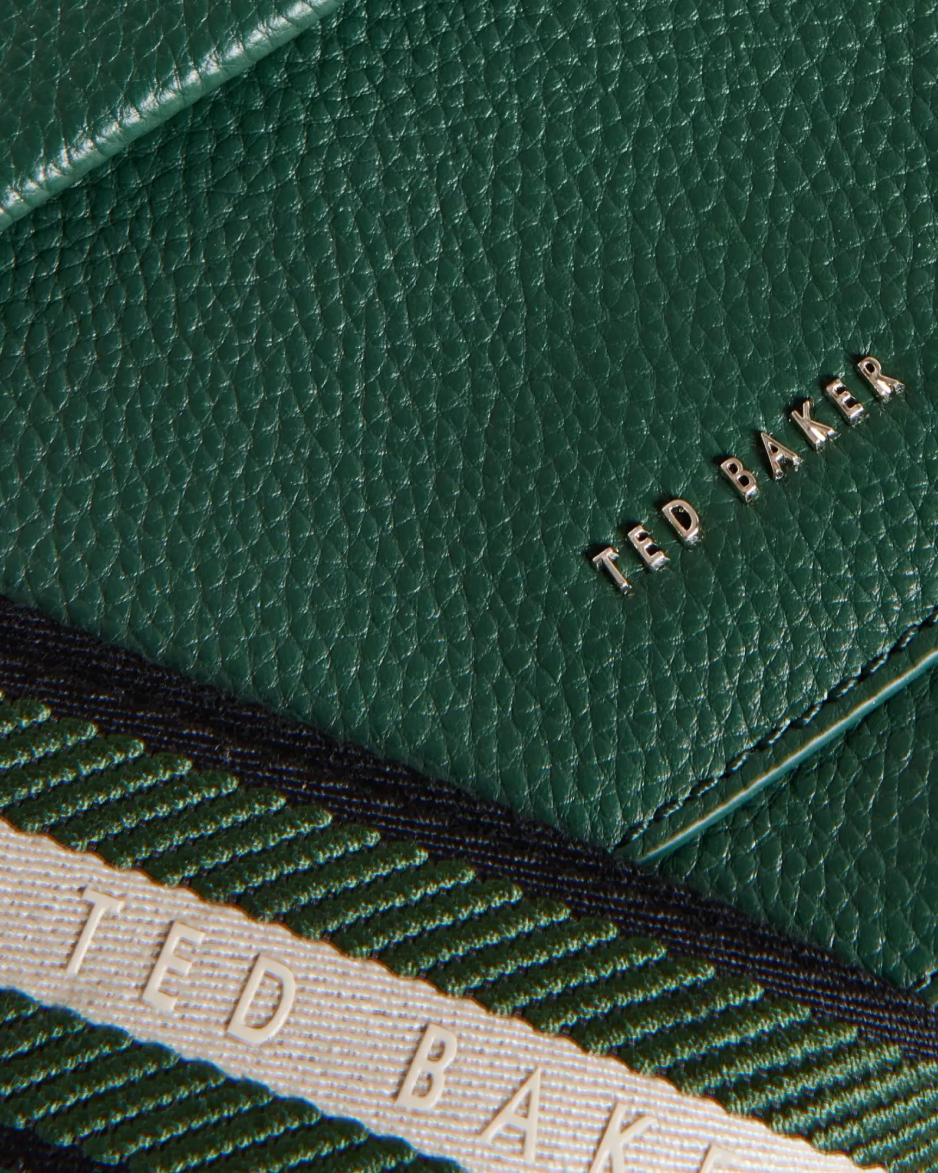 Online Daliai Women Icon Bags & Signature Bags