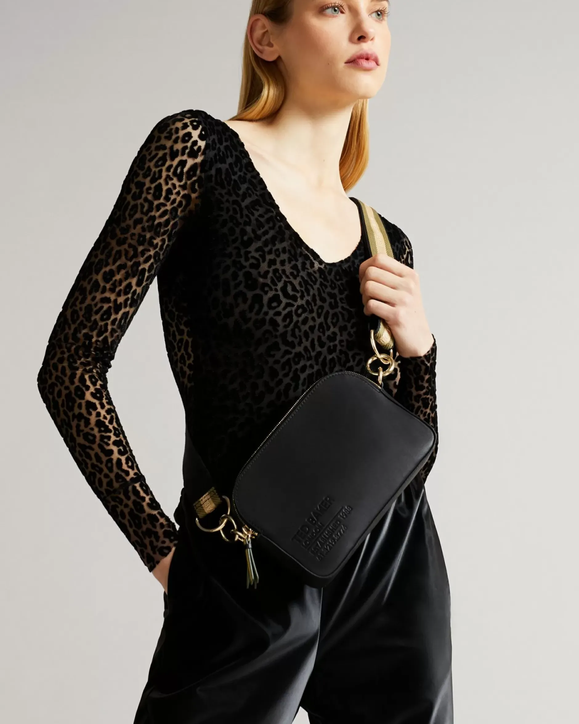 New Darcelo Women Leather Bags