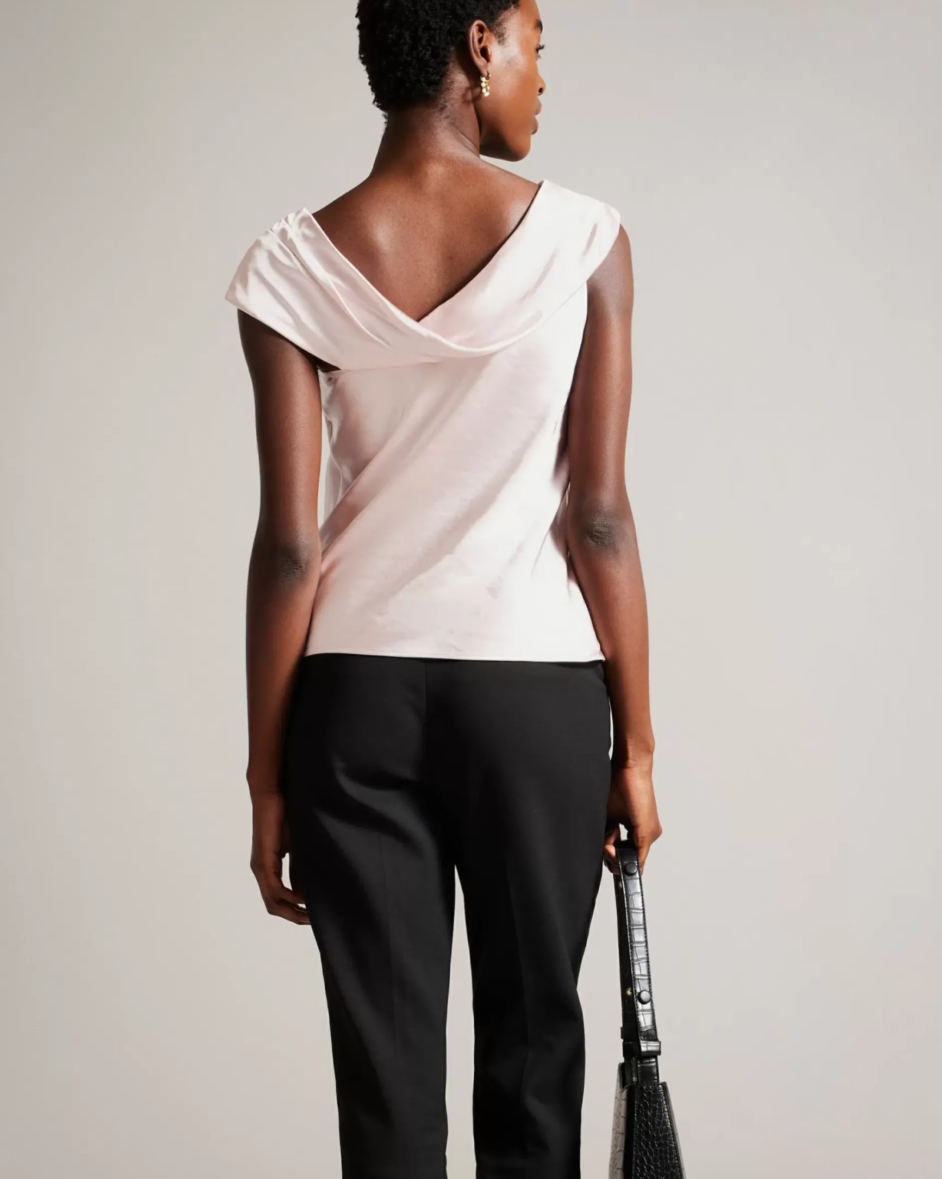 Outlet Deanaah Women Tops & Blouses