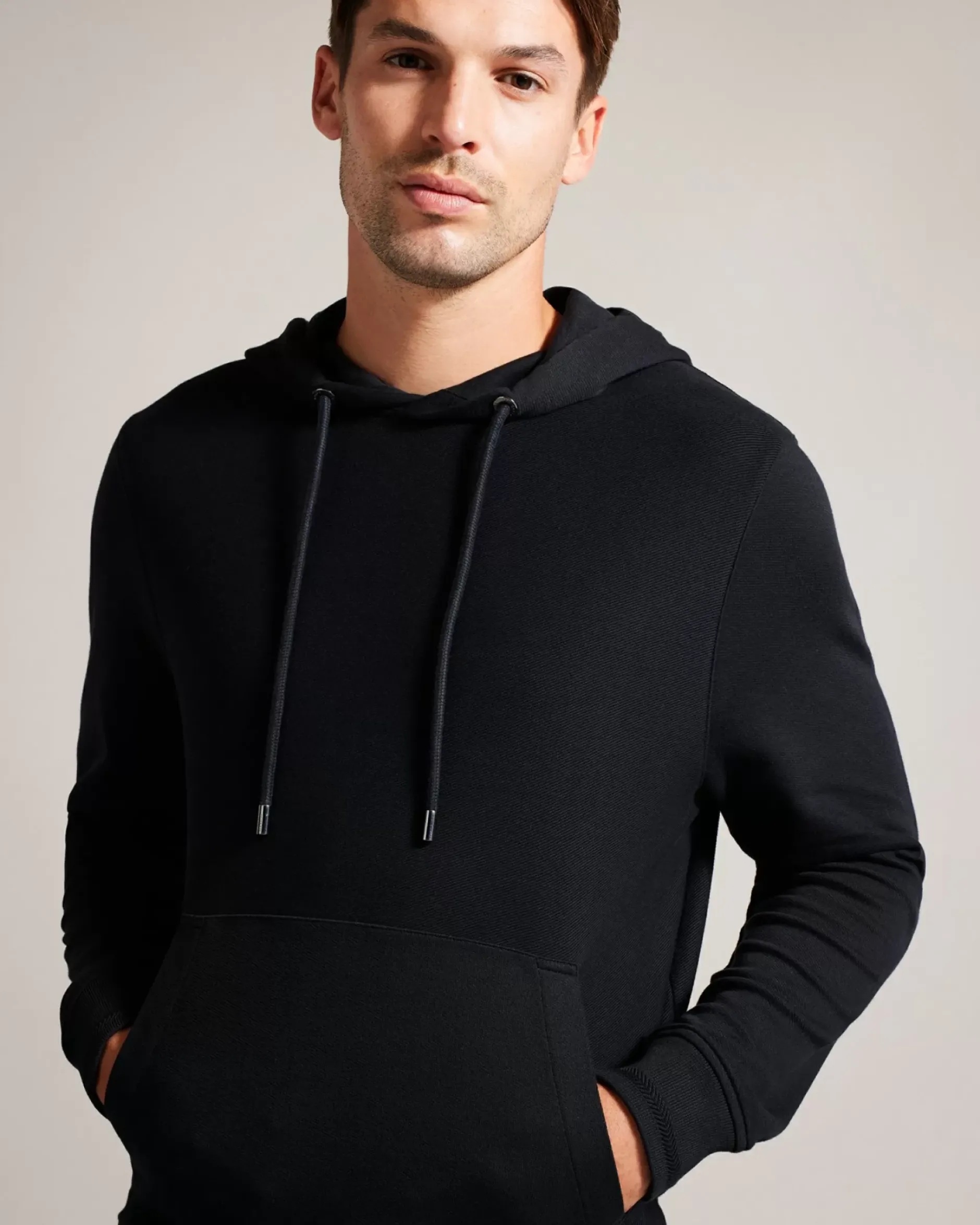 Discount Ellja Men Tops