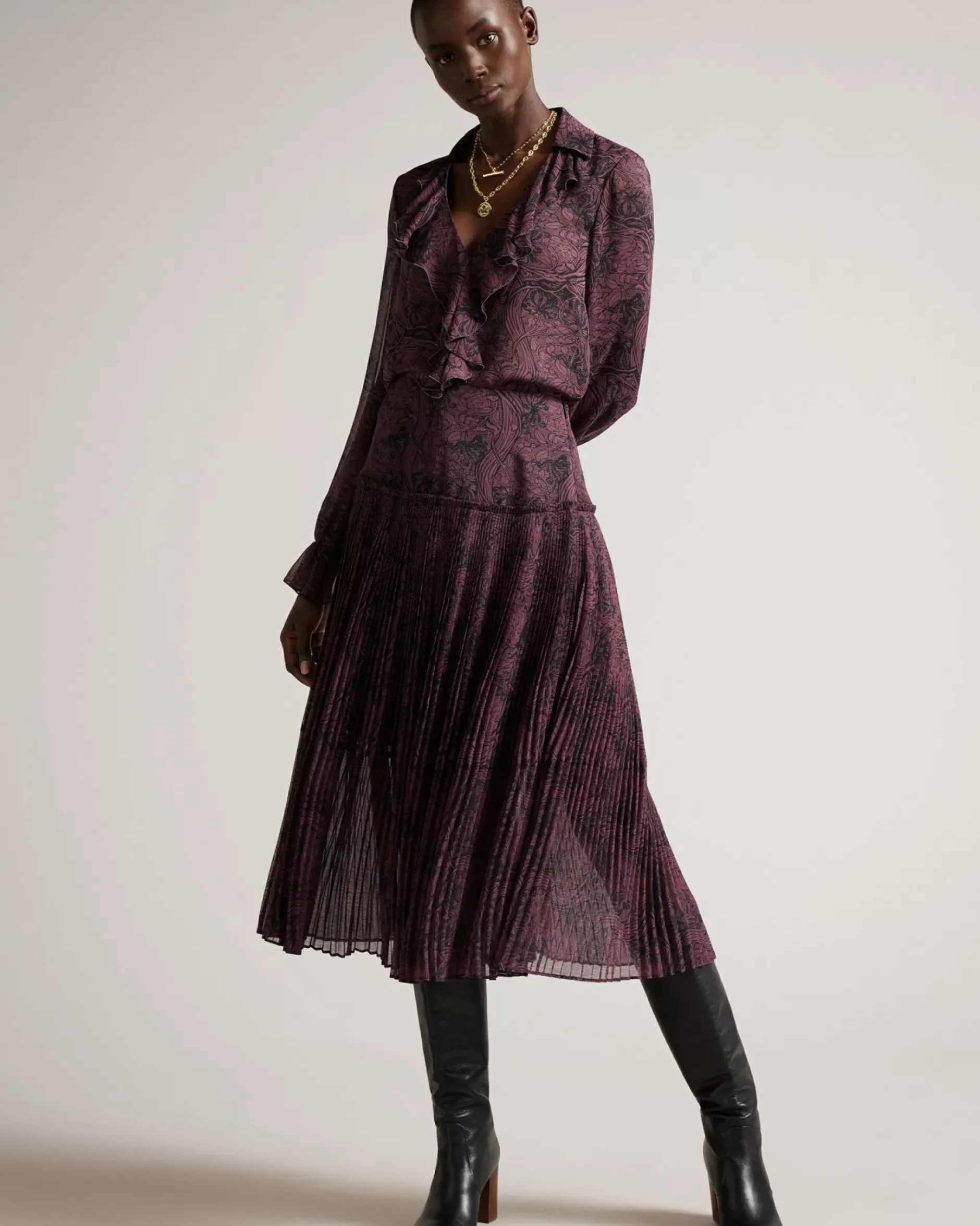 New Emmilia Women Skirts