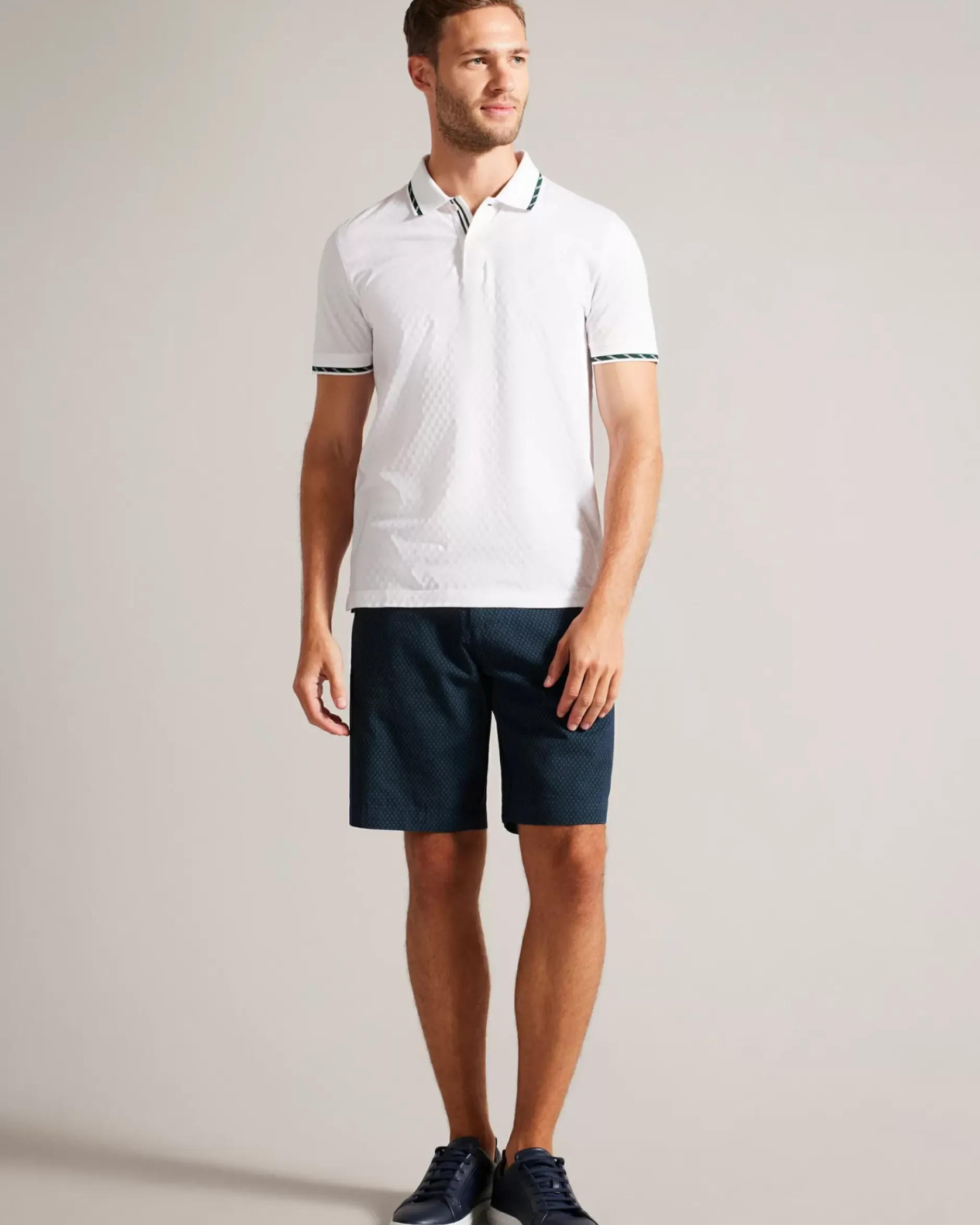 Discount Estate Men Shorts