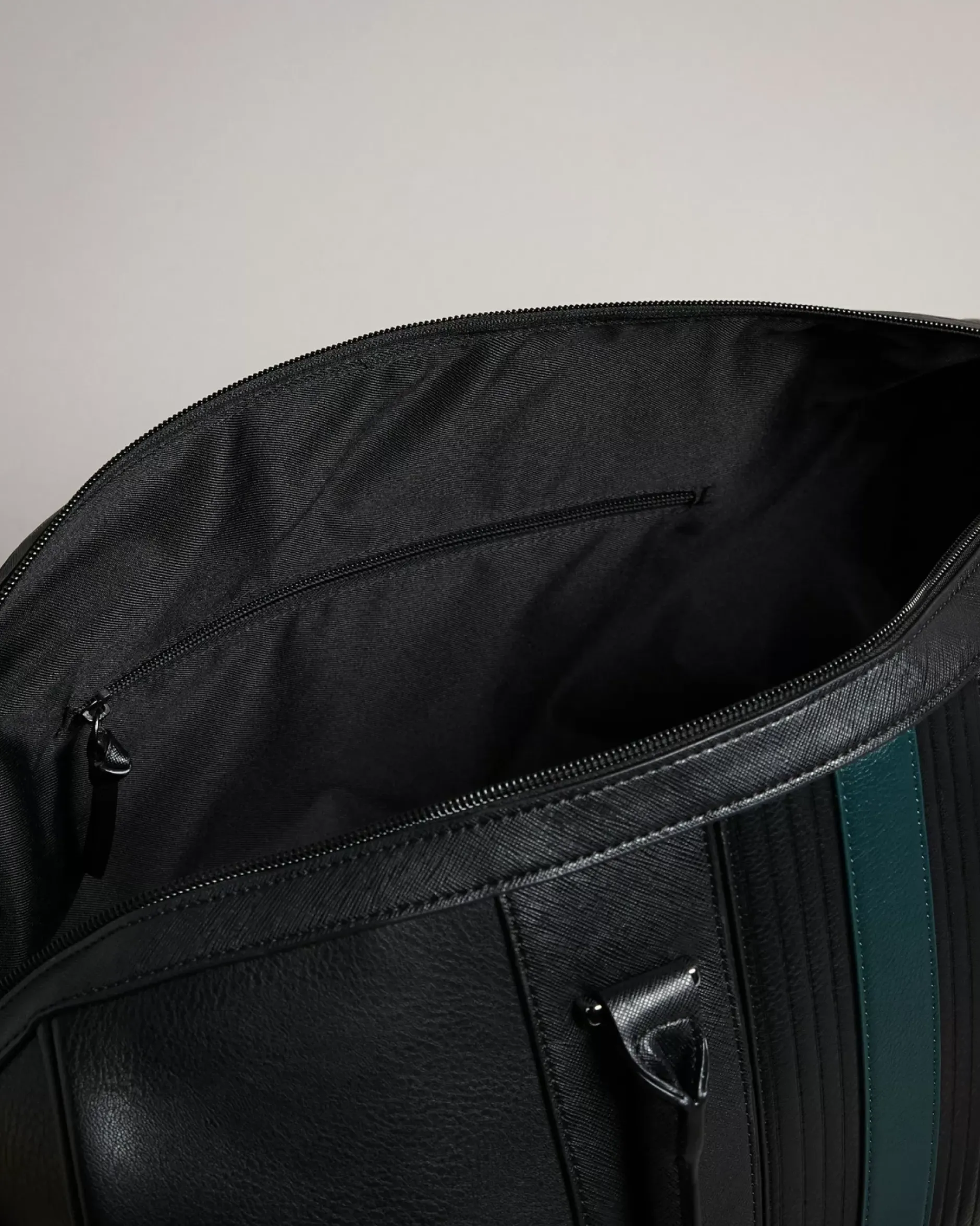 Best Evyday Men Holdalls & Weekend Bags