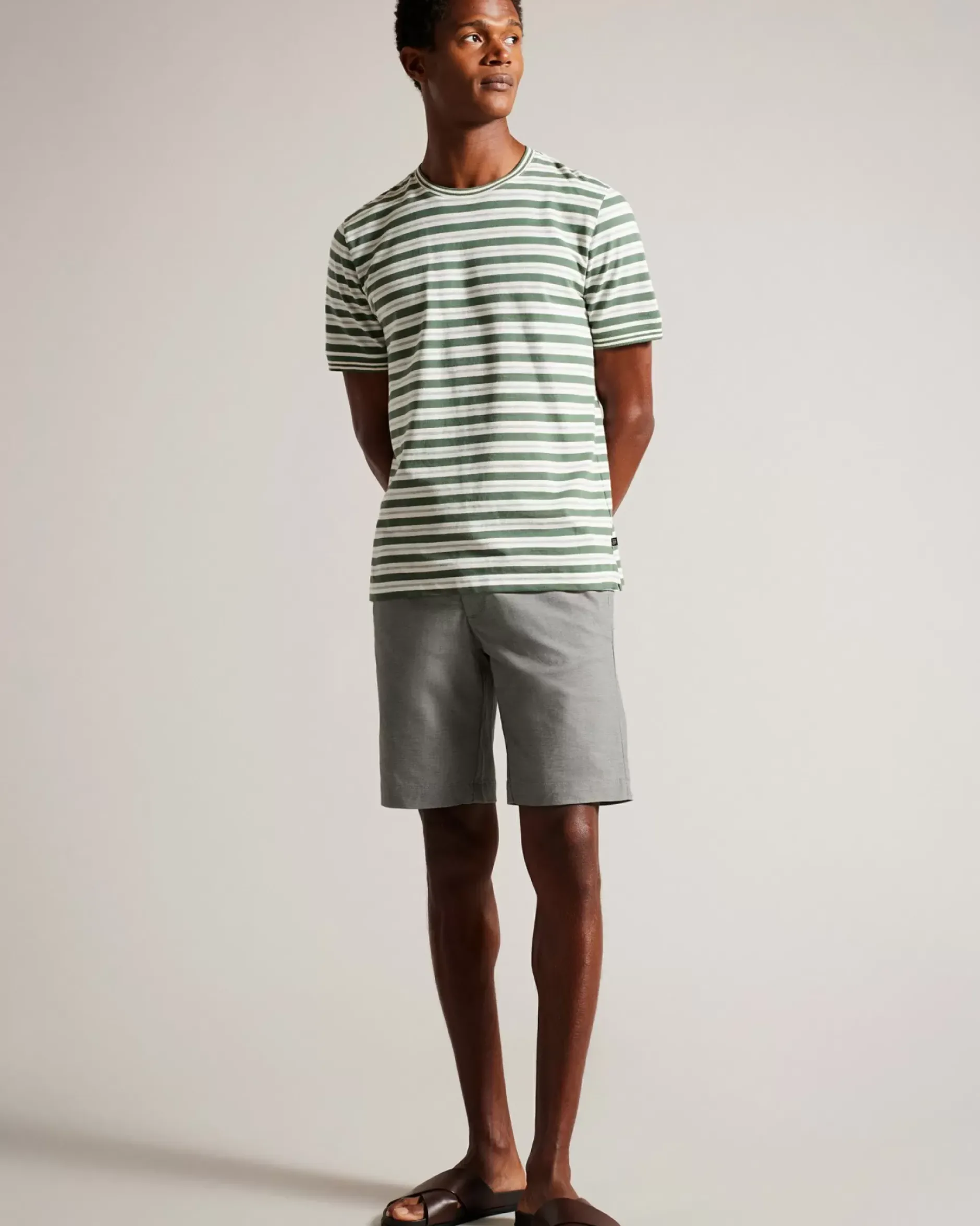 Best Fruitea Men Shorts