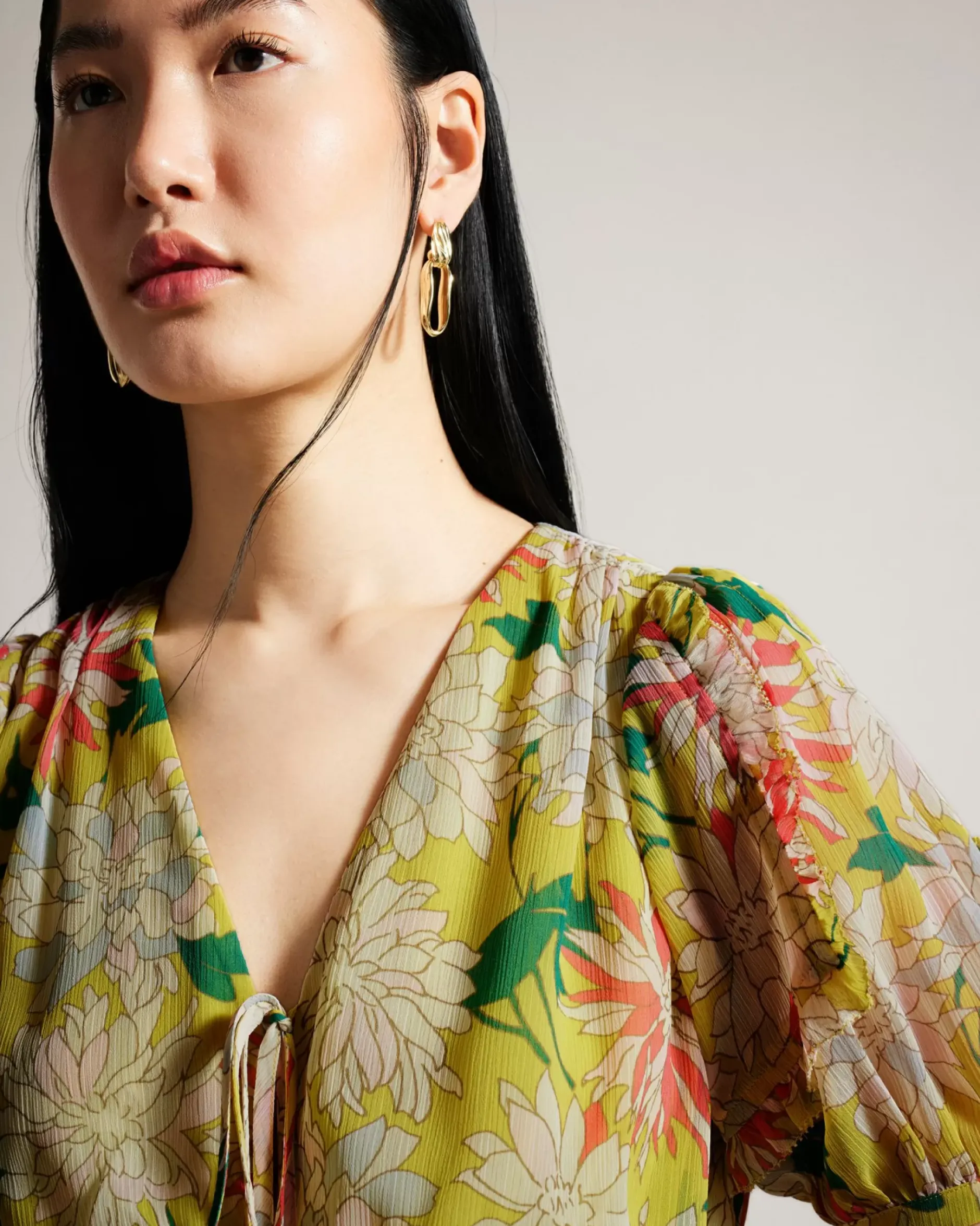 Outlet Gabbyie Women Tops & Blouses