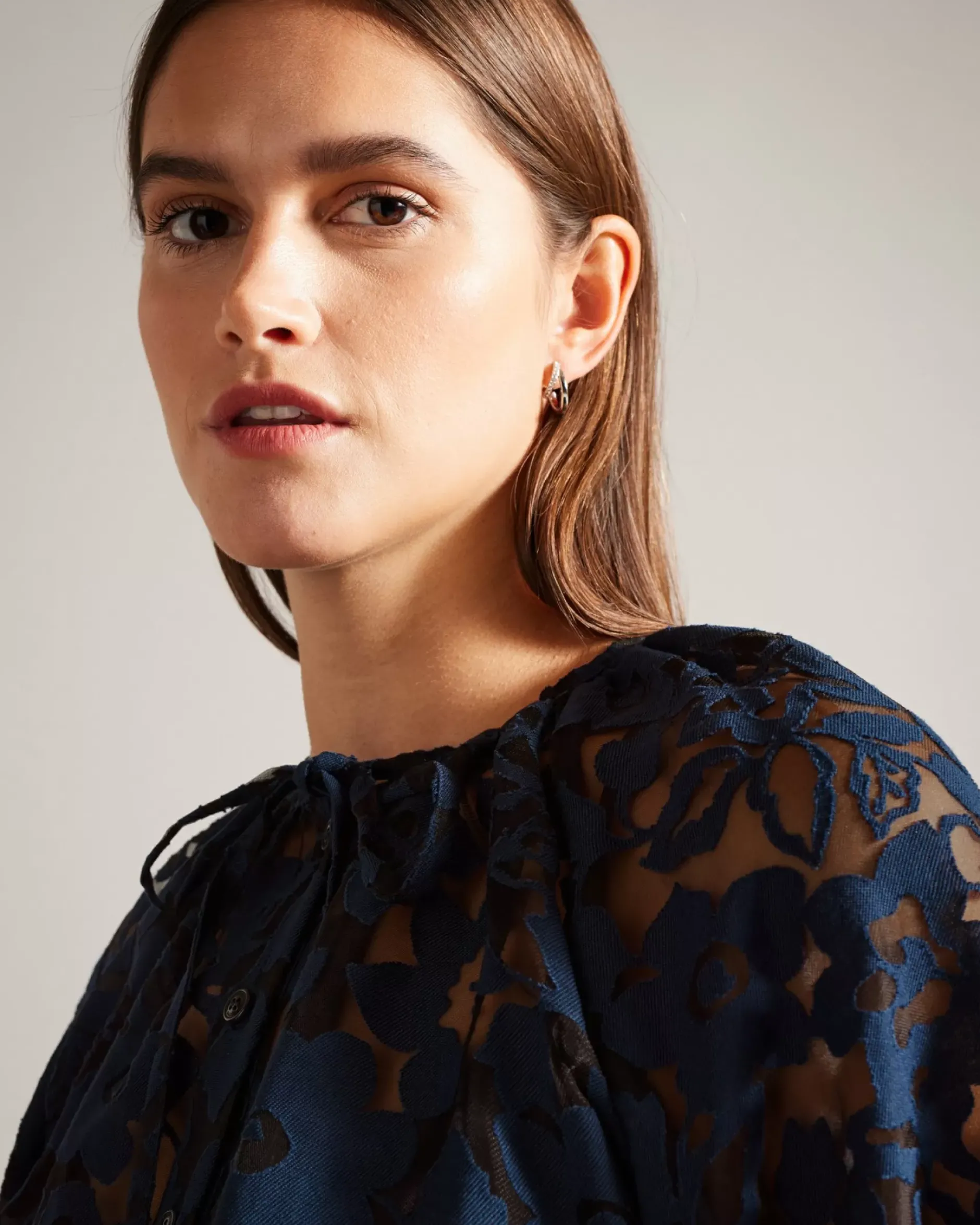 Hot Gillou Women Tops & Blouses