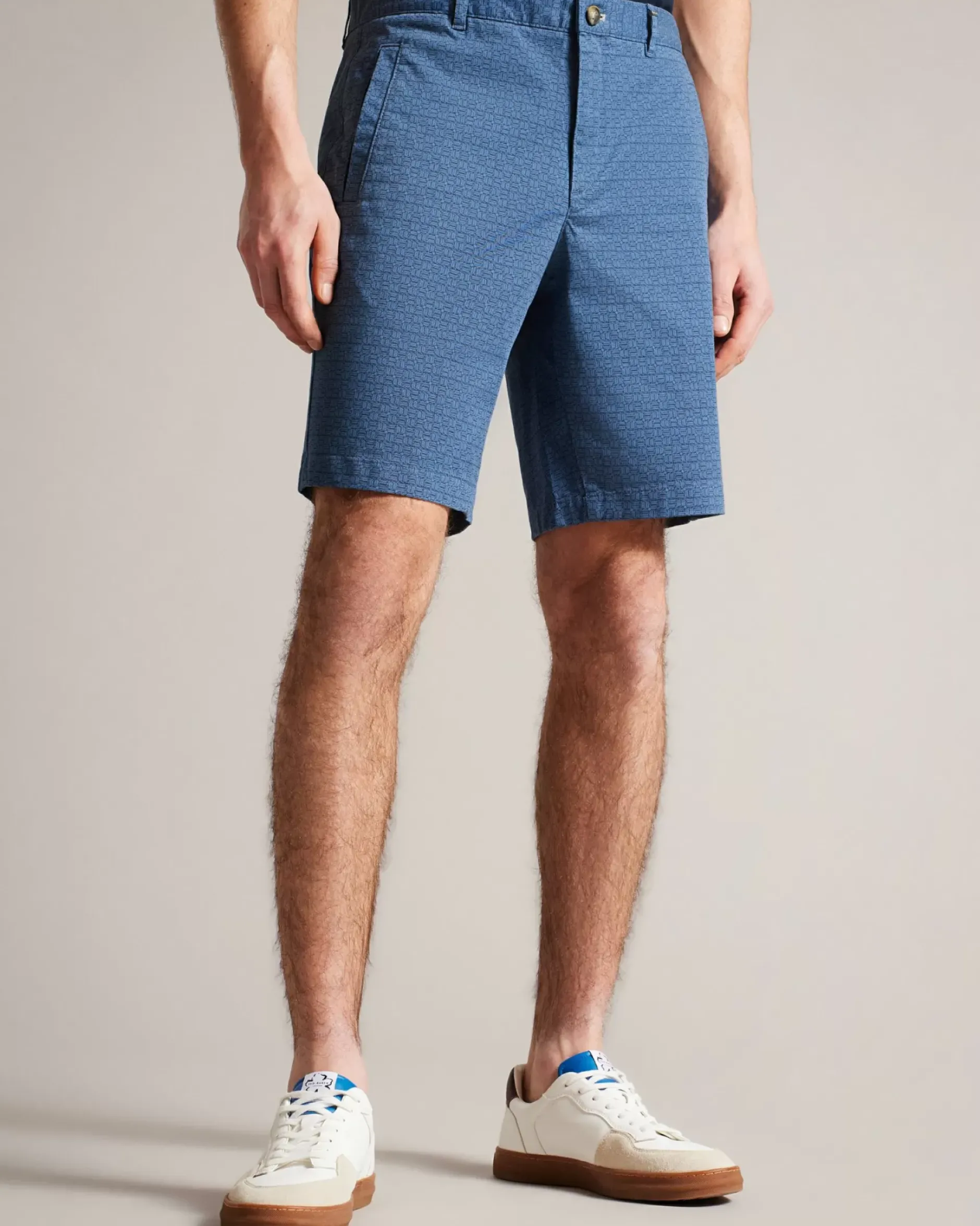 Online Gomer Men Shorts