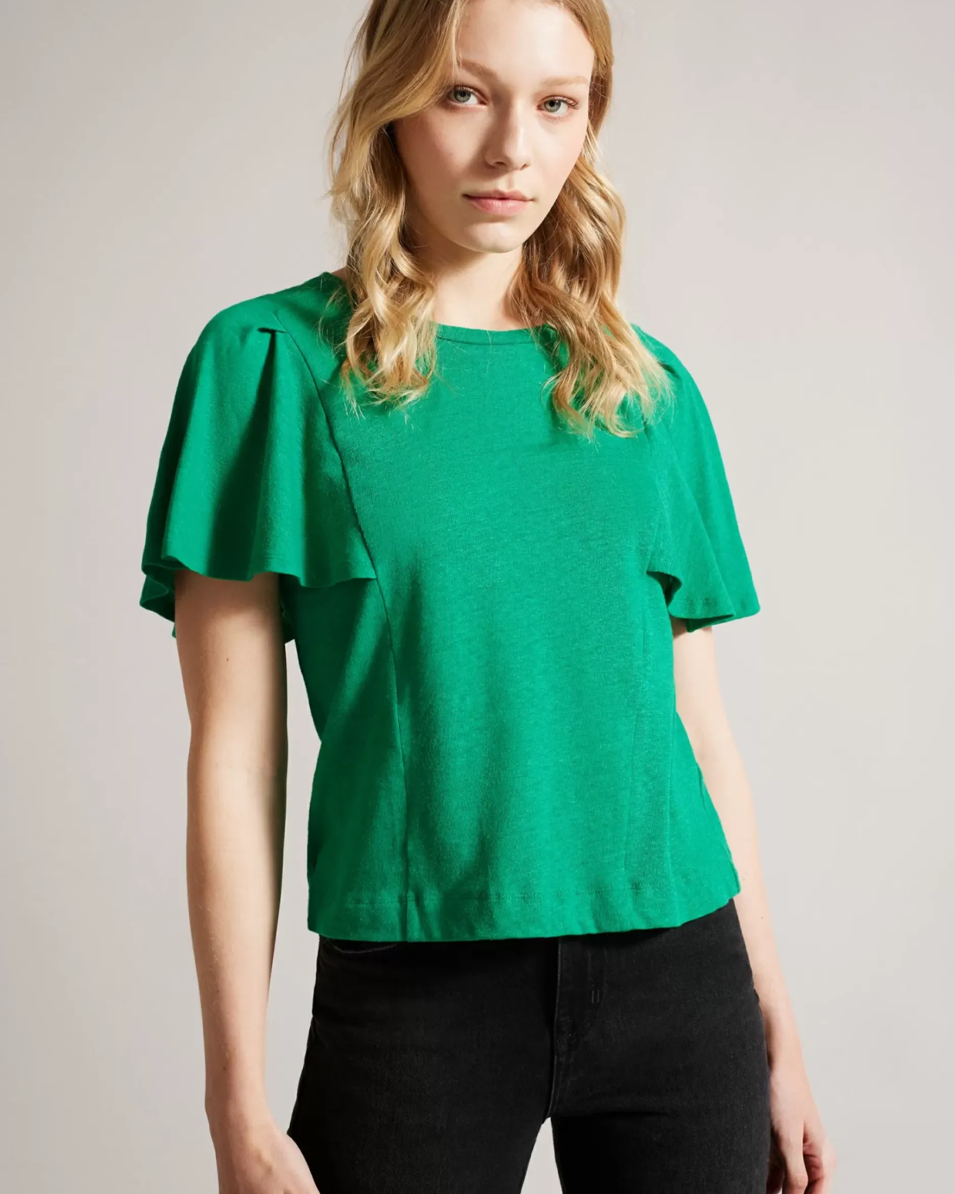 Discount Hallenn Women T-Shirts & Vests