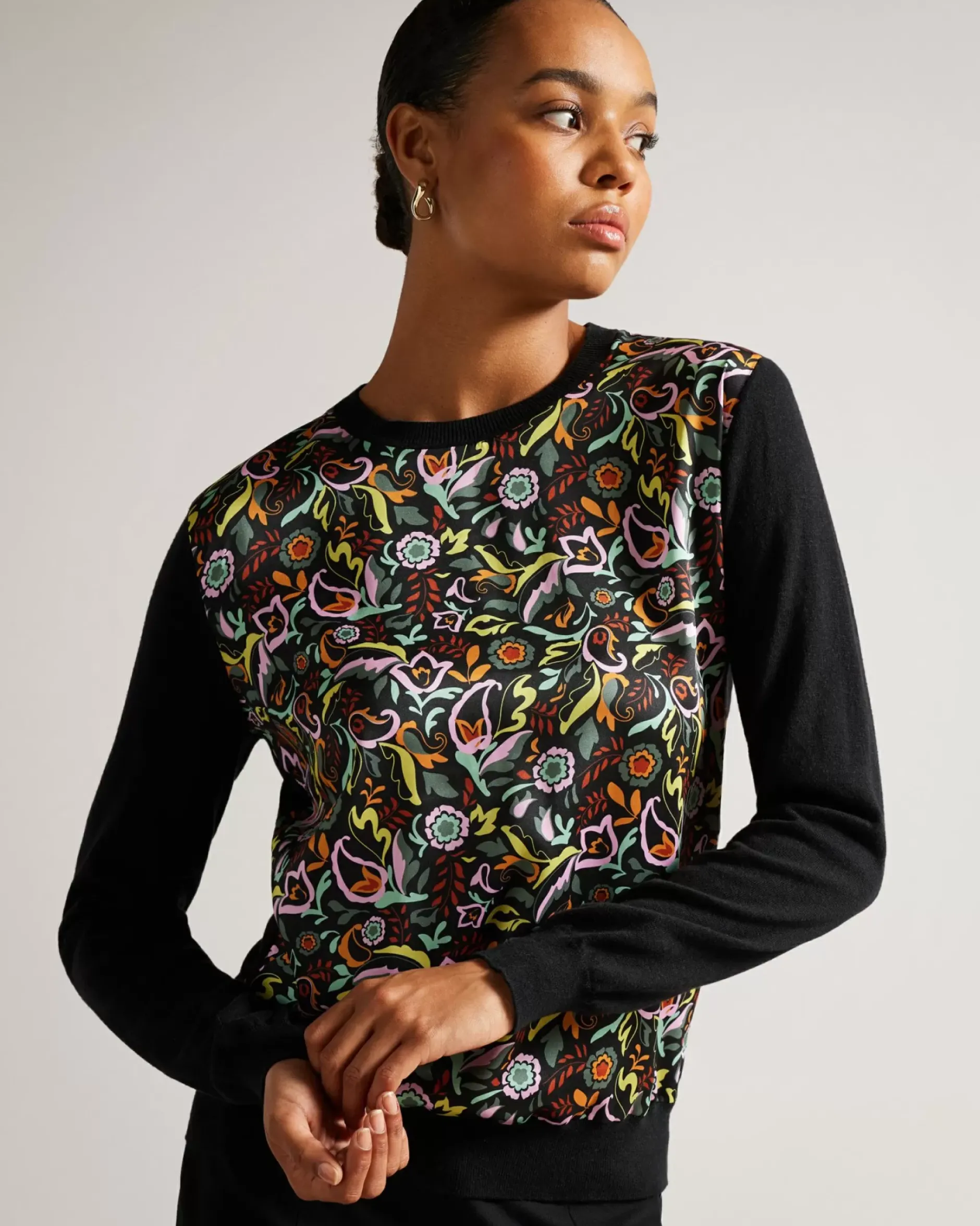 Discount Ilaniah Women Jumpers & Cardigans