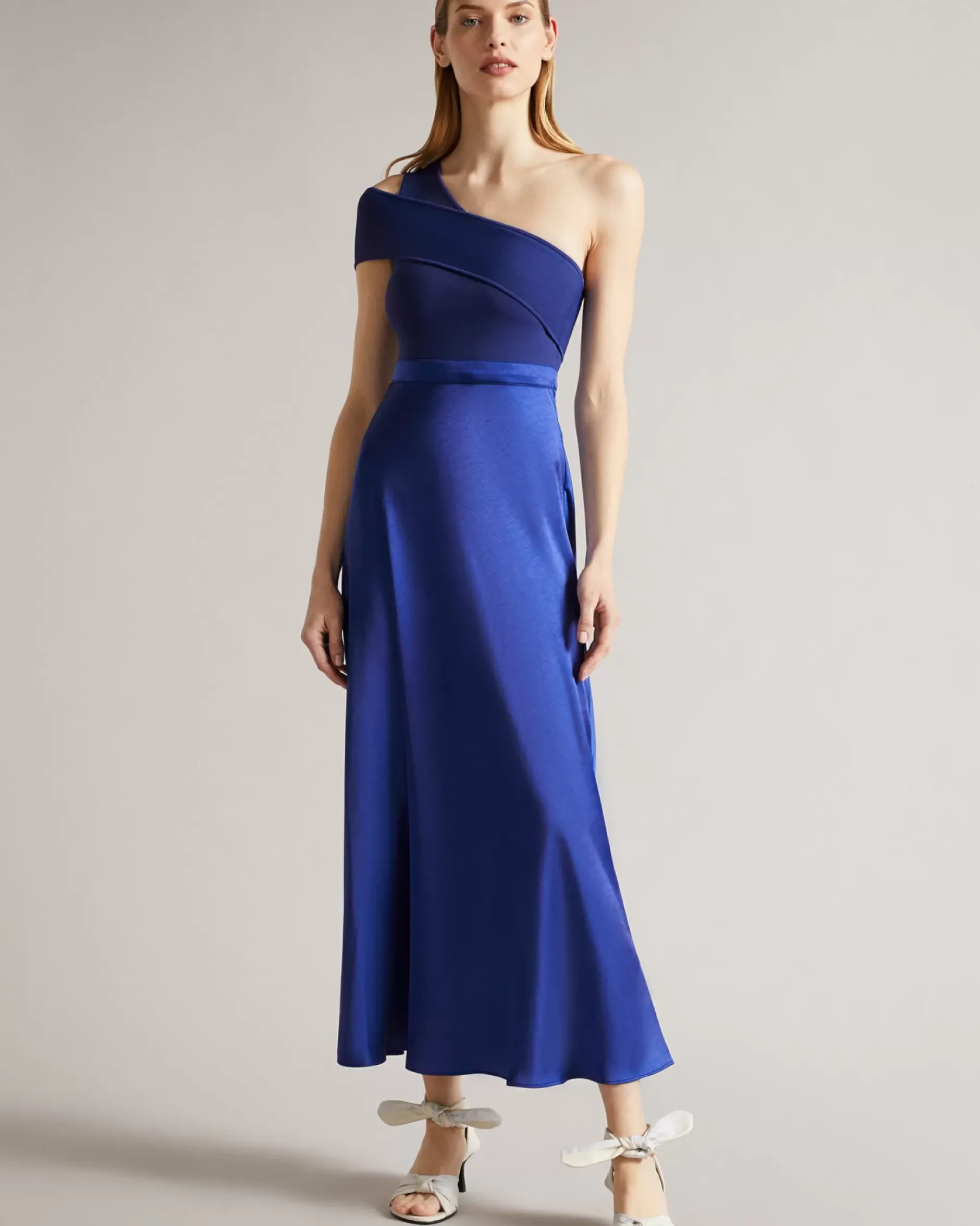 Outlet Ivena Women Dresses