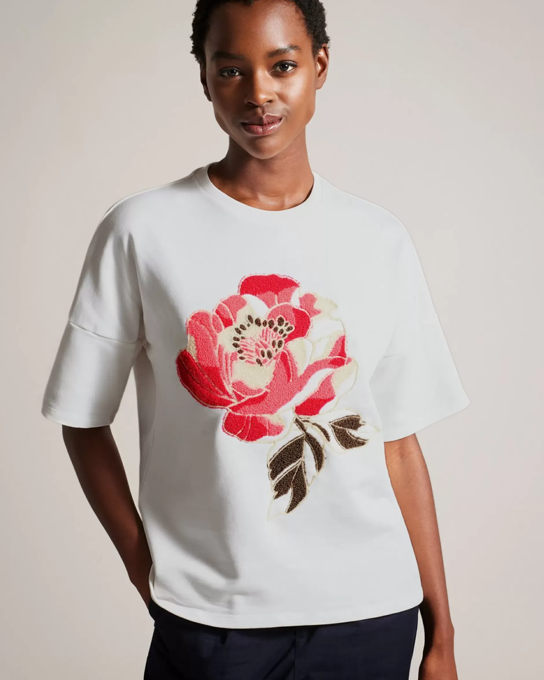 Clearance Kaitiah Women T-Shirts & Vests
