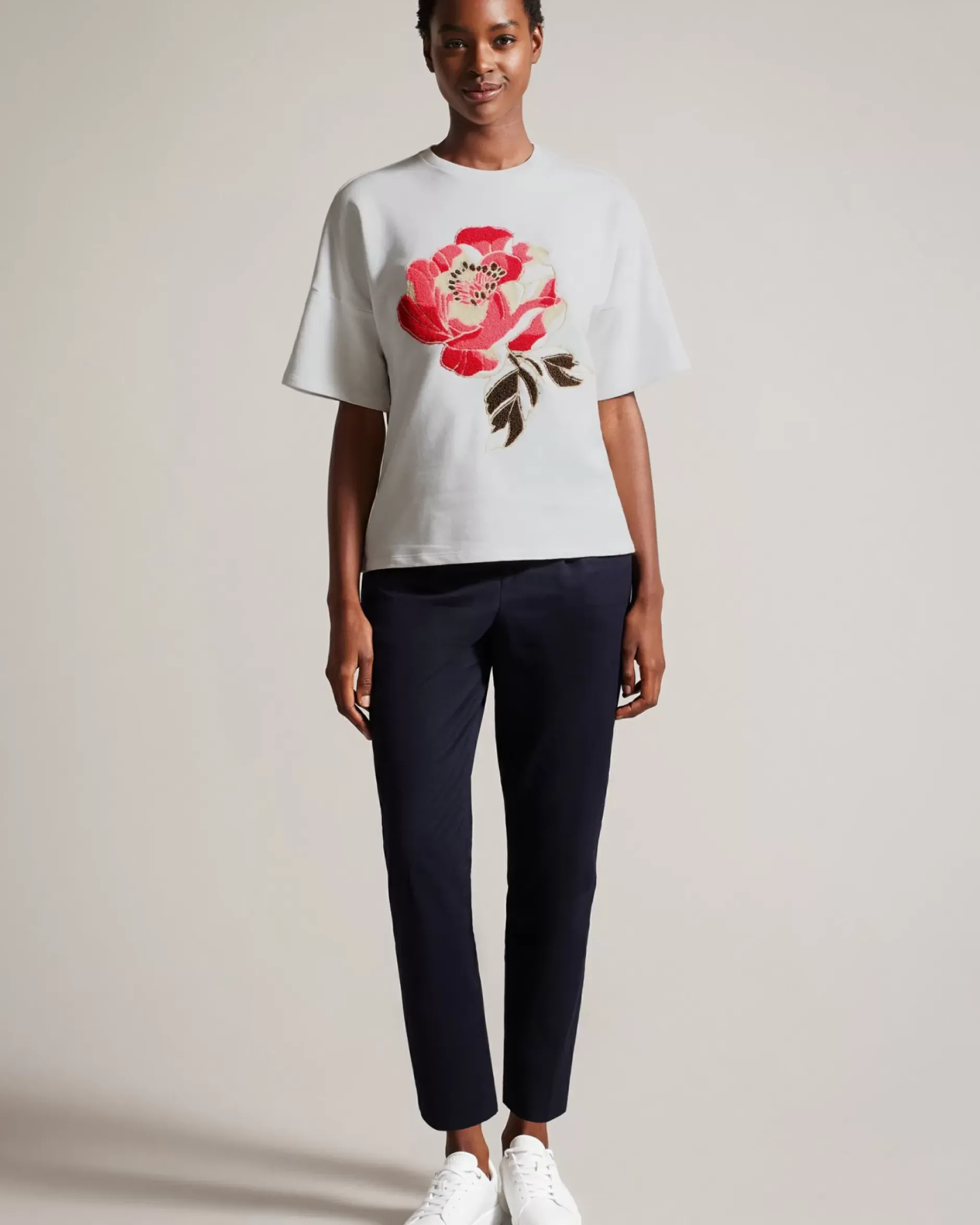 Clearance Kaitiah Women T-Shirts & Vests