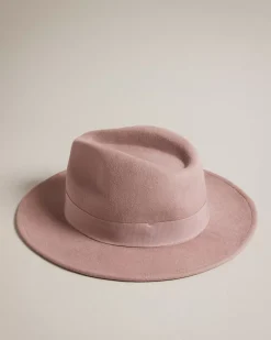 Discount Kellio Women Hats