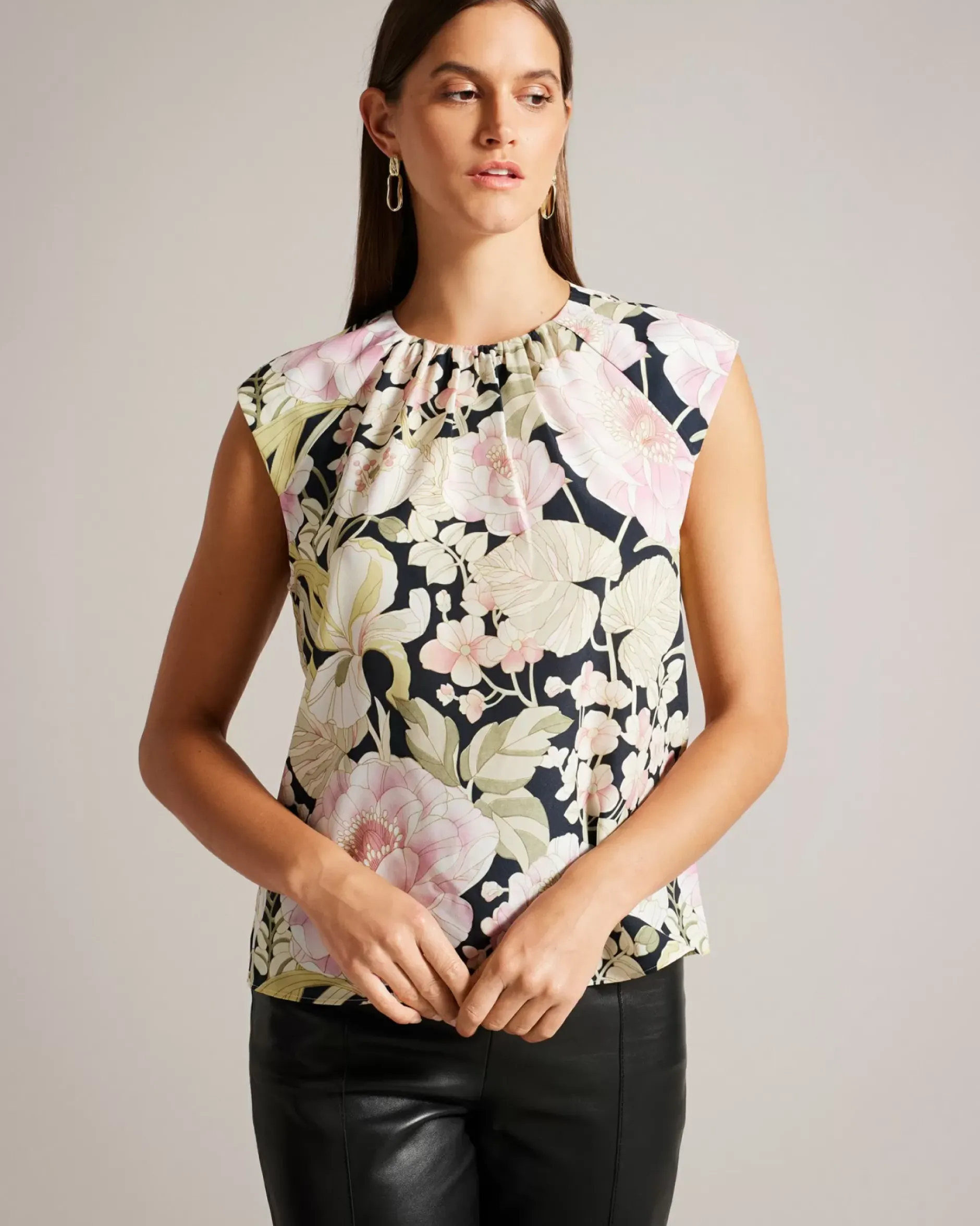 Outlet Liyllah Women Tops & Blouses
