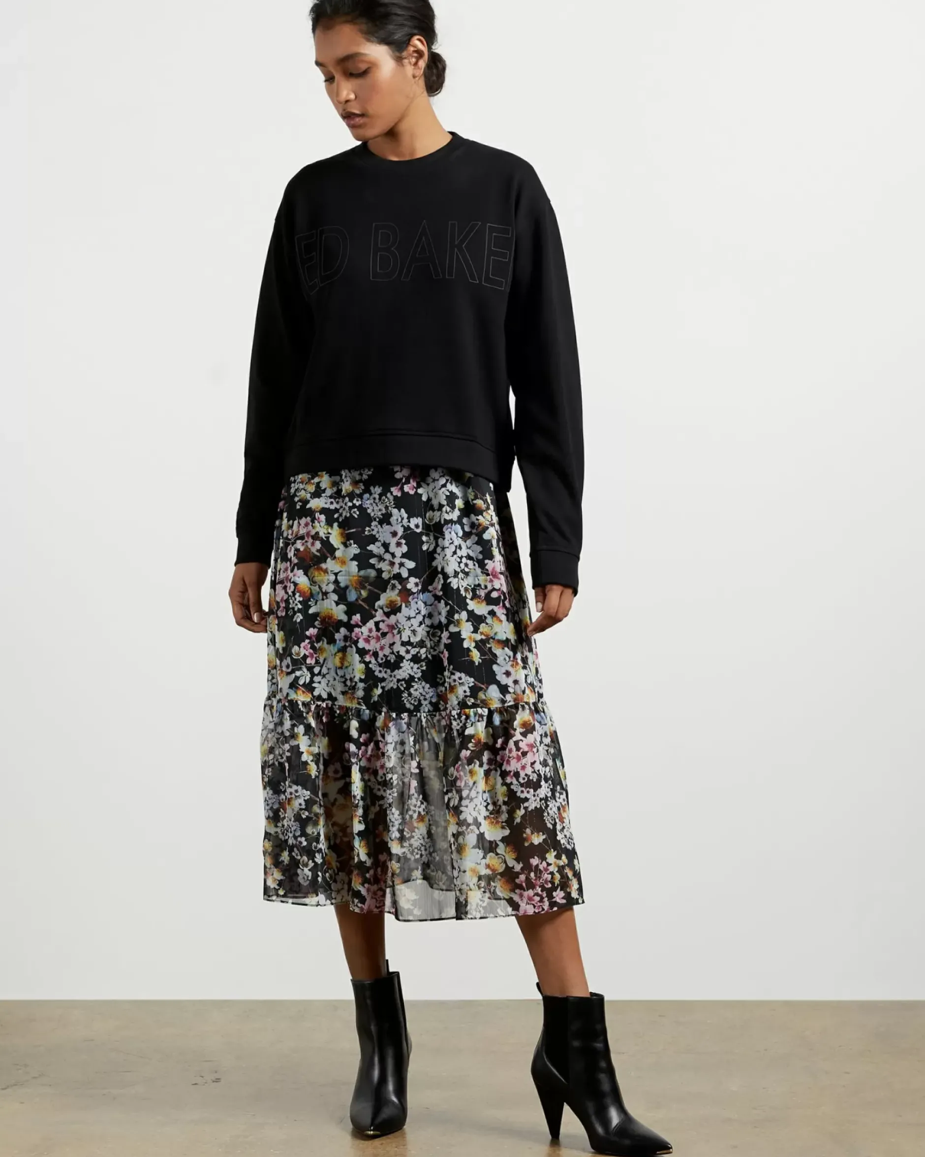 Outlet Lorito Women Tops & Blouses