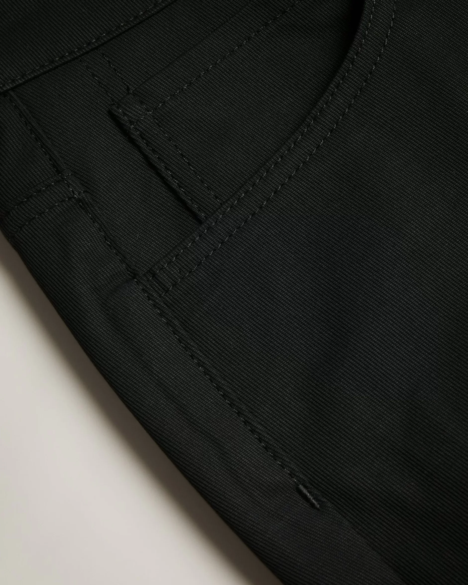 Outlet Mansurt Men Trousers & Chinos