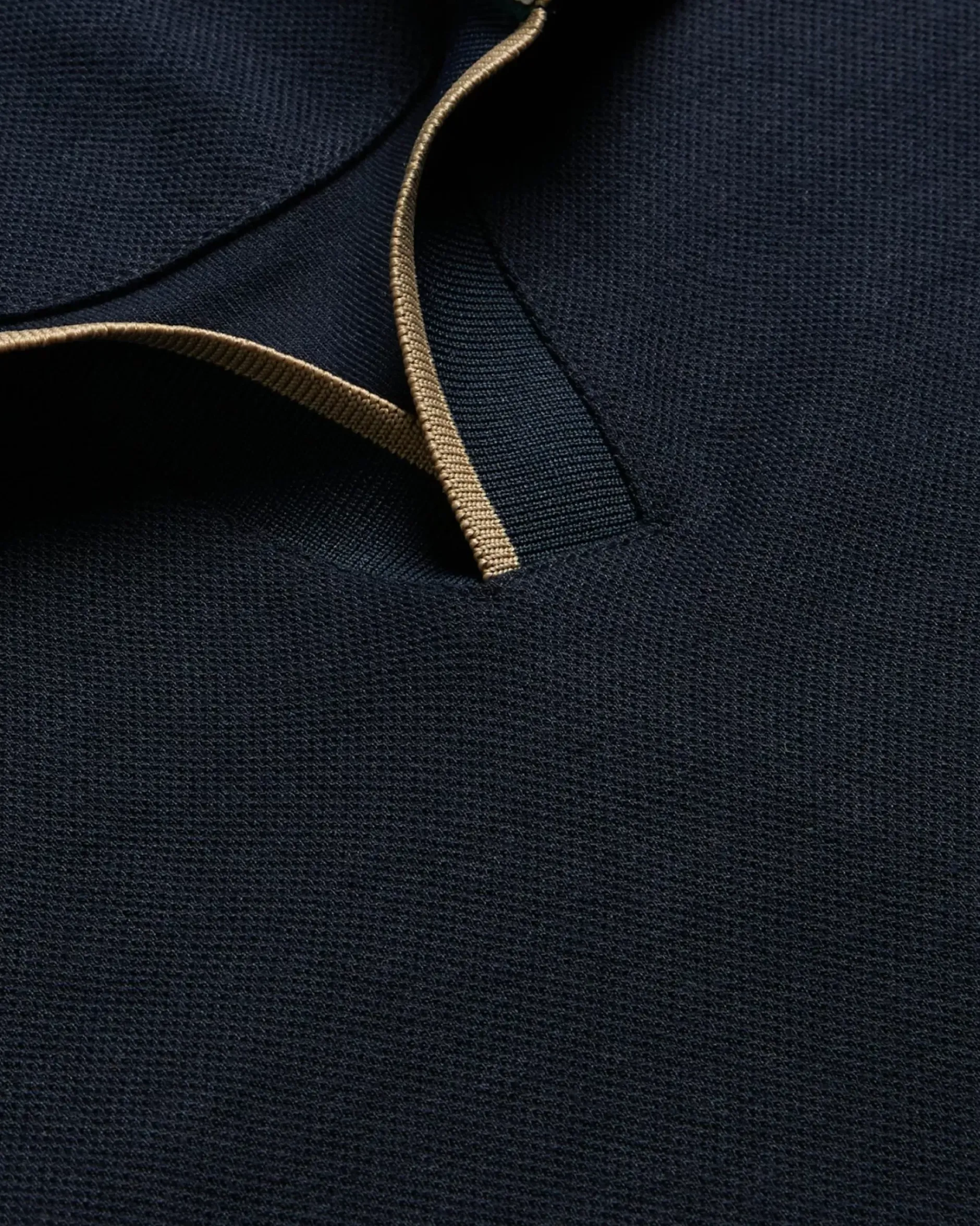 Online Maste Men Tops