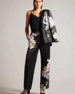 Clearance Nayaat Women Suits & Co-Ords