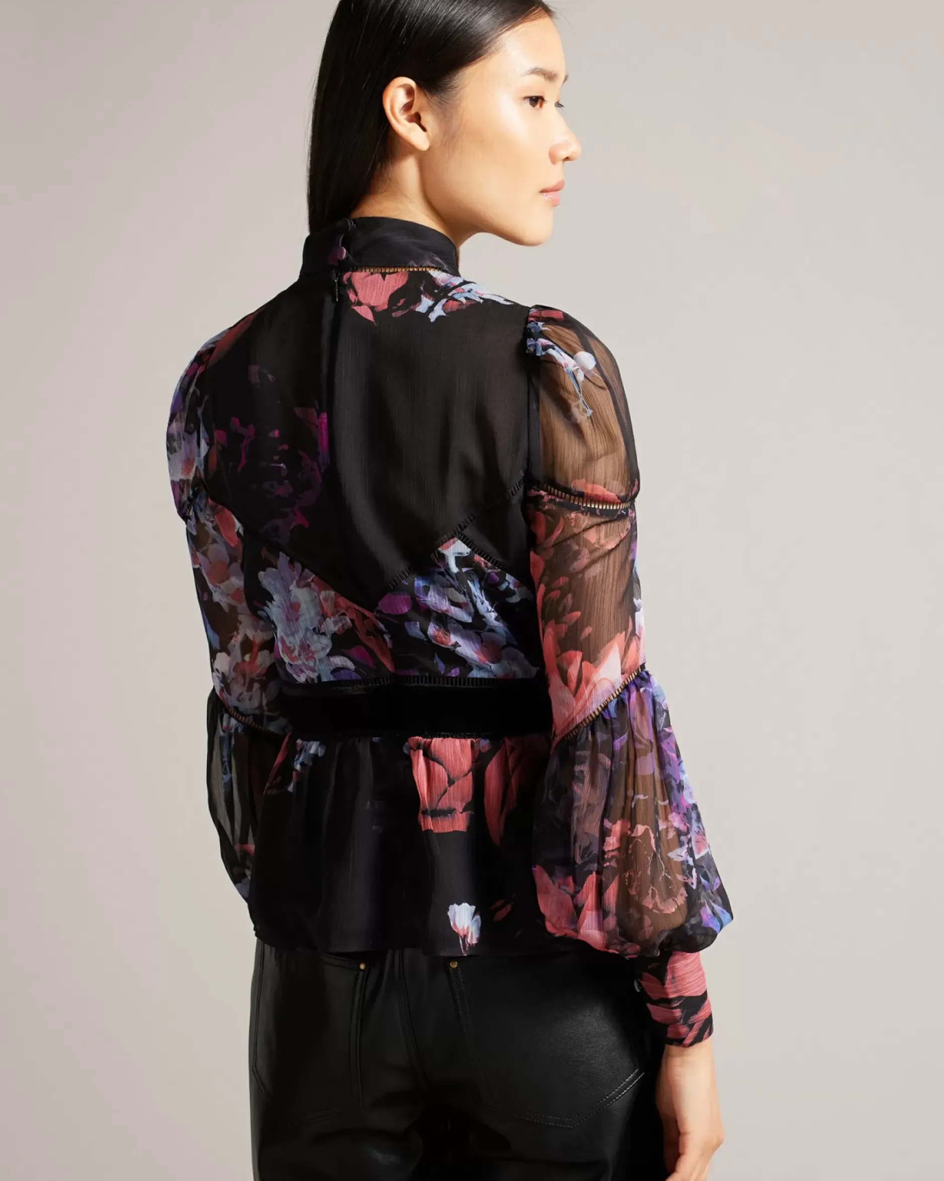 Best Neeveh Women Tops & Blouses