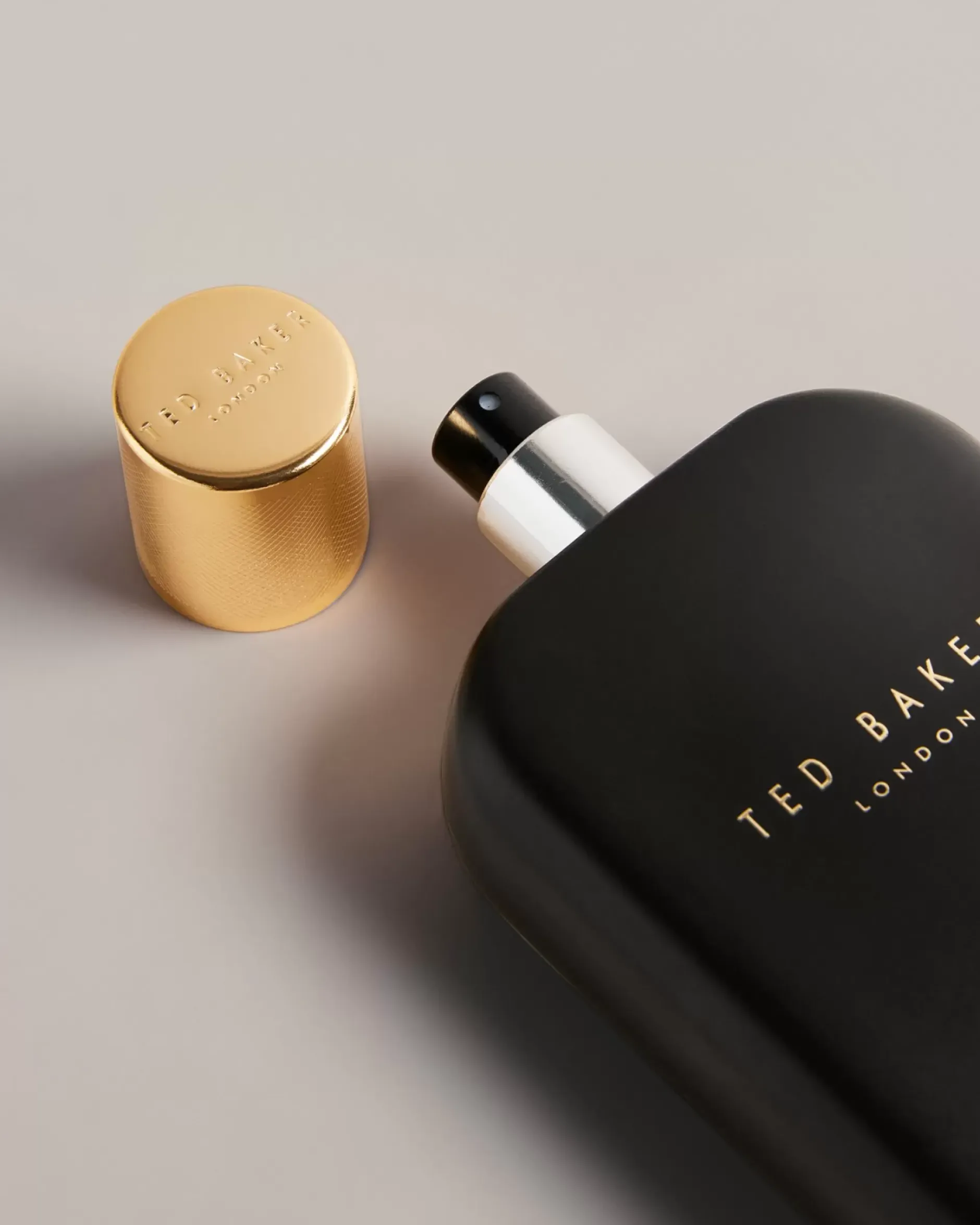 Outlet One Men Aftershave & Fragrance