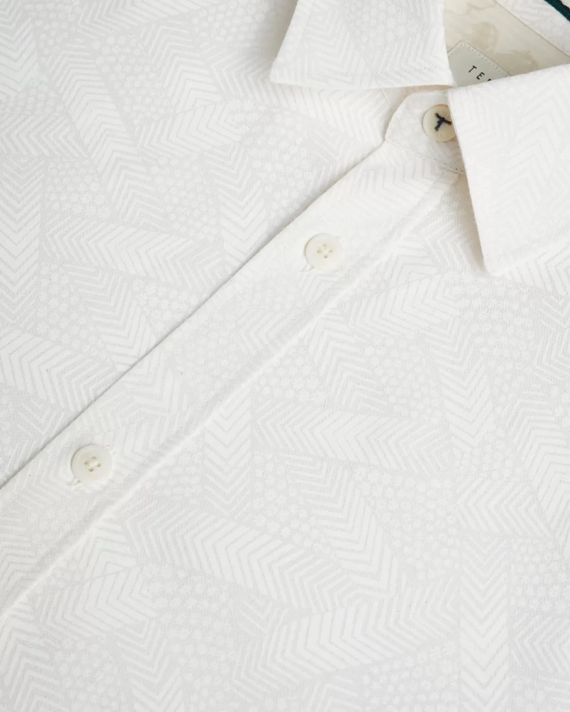 Outlet Peldun Men Shirts