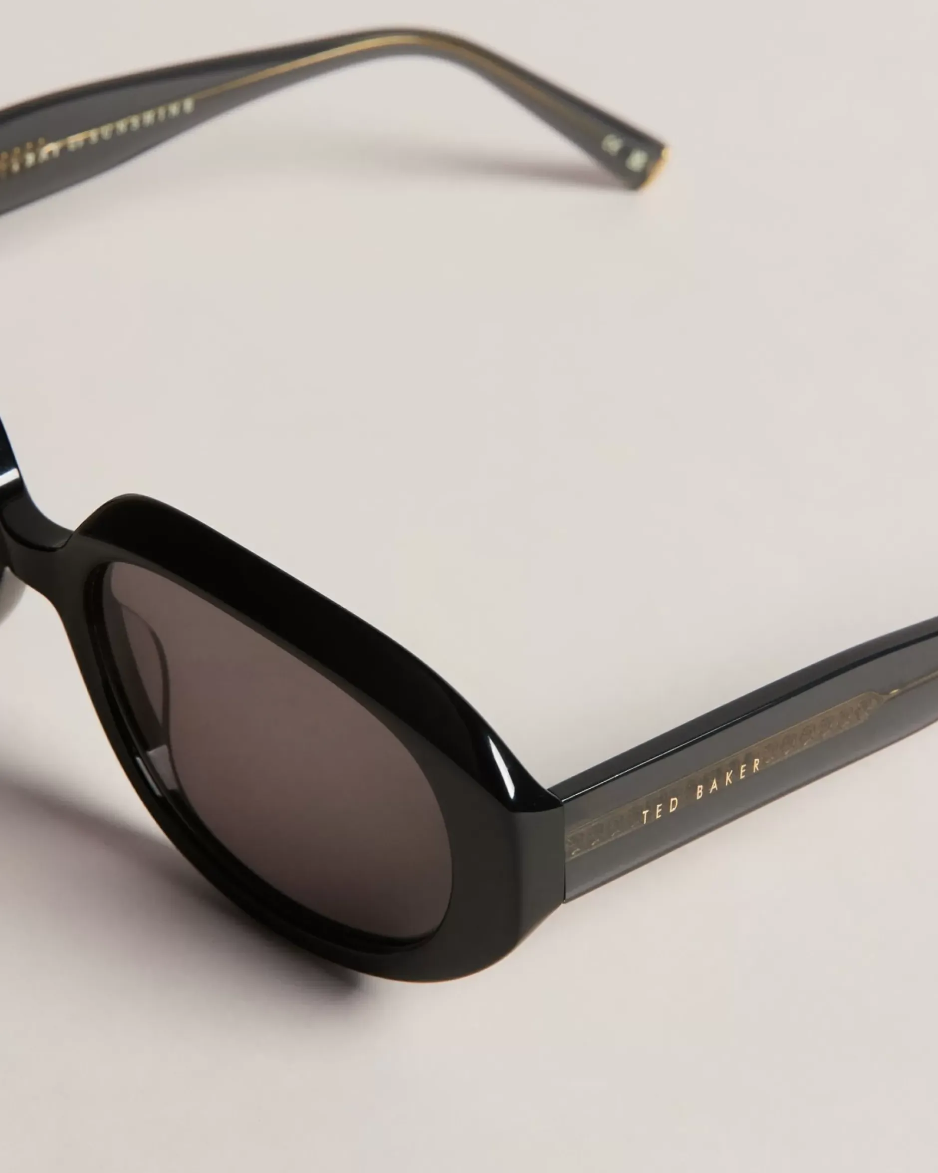 Outlet Pennyie Women Sunglasses