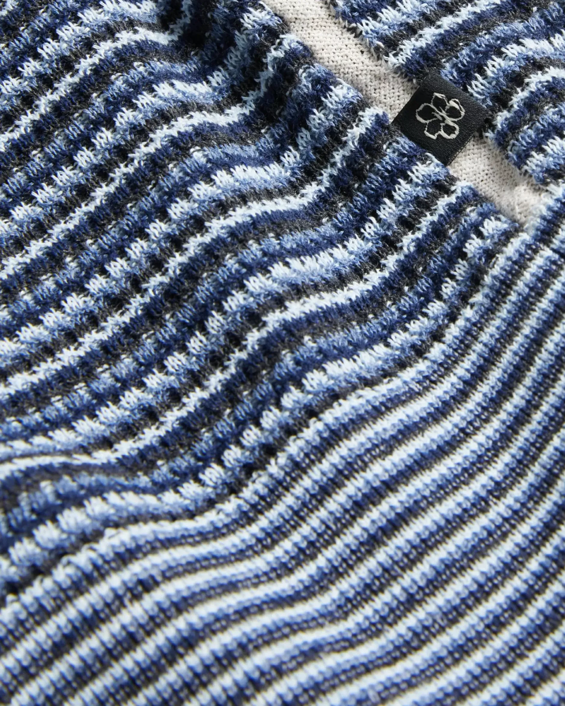 Discount Radwint Men Tops