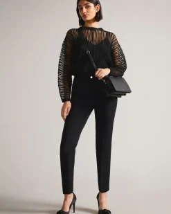 Raeet Women Trousers & Shorts