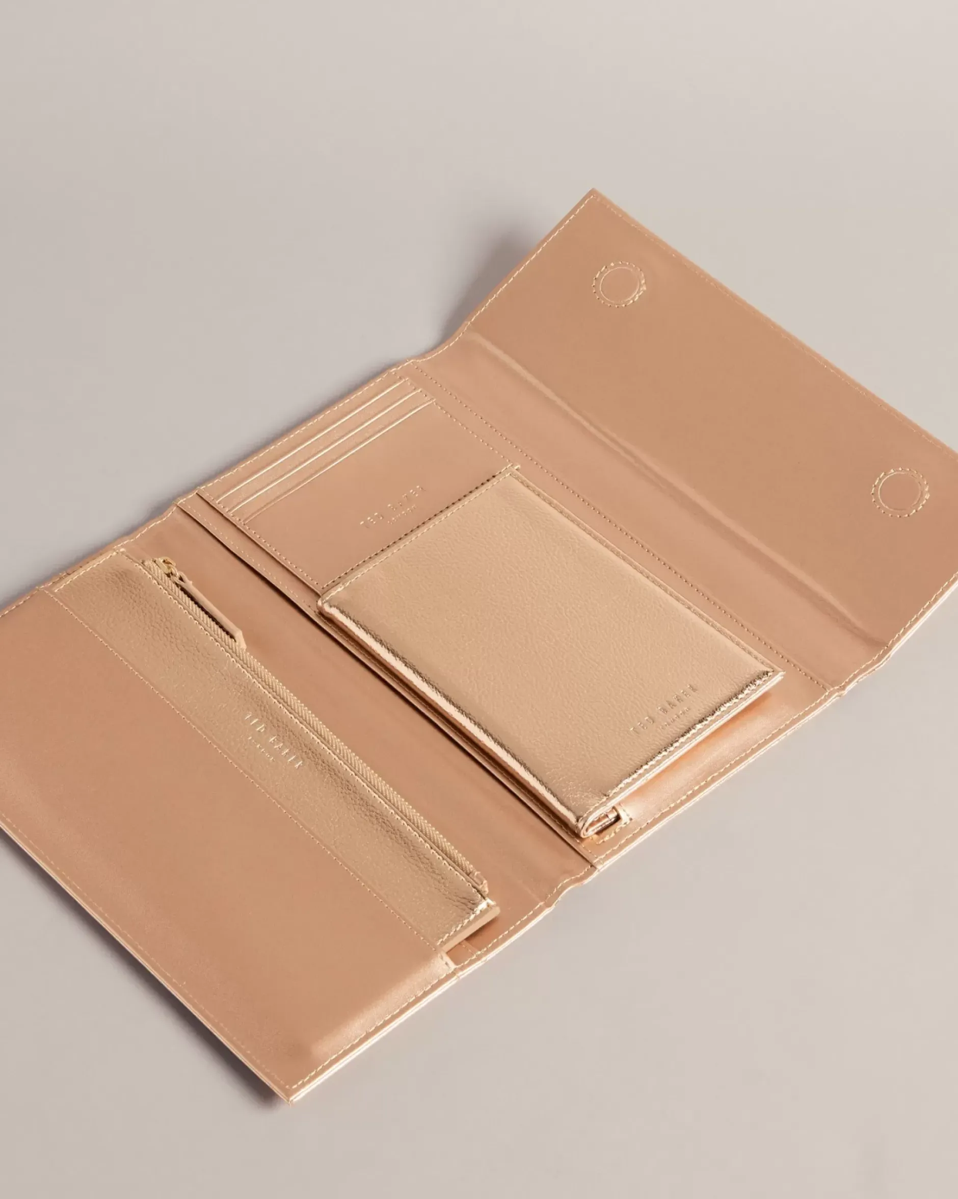 Discount Rayya Women Purses & Cardholders