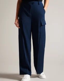 Roccio Women Trousers & Shorts