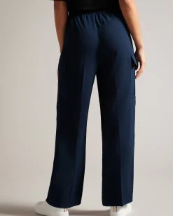 Roccio Women Trousers & Shorts