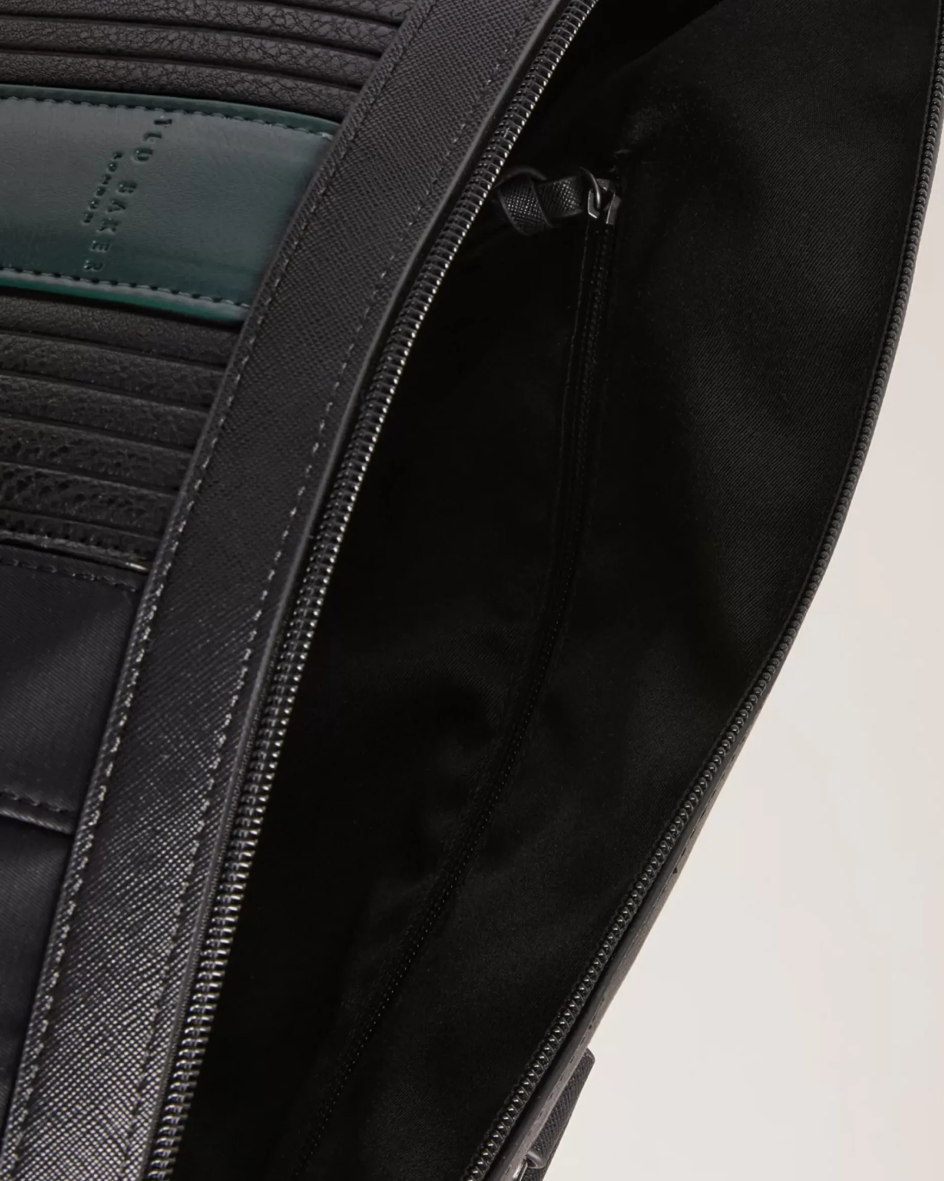 Discount Rucks Men Work Bags