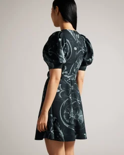 Best Saaraih Women Dresses