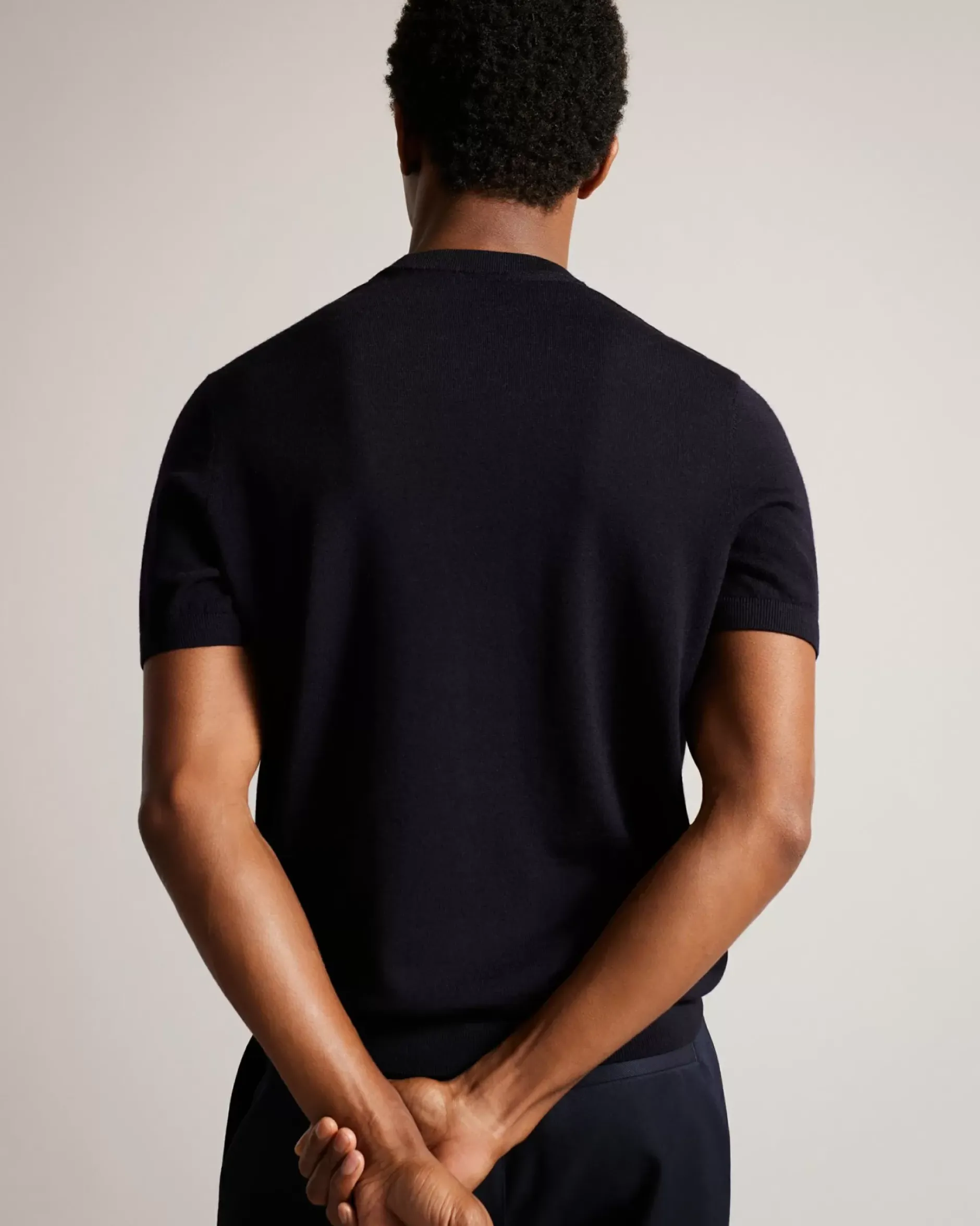Senti Men Tops